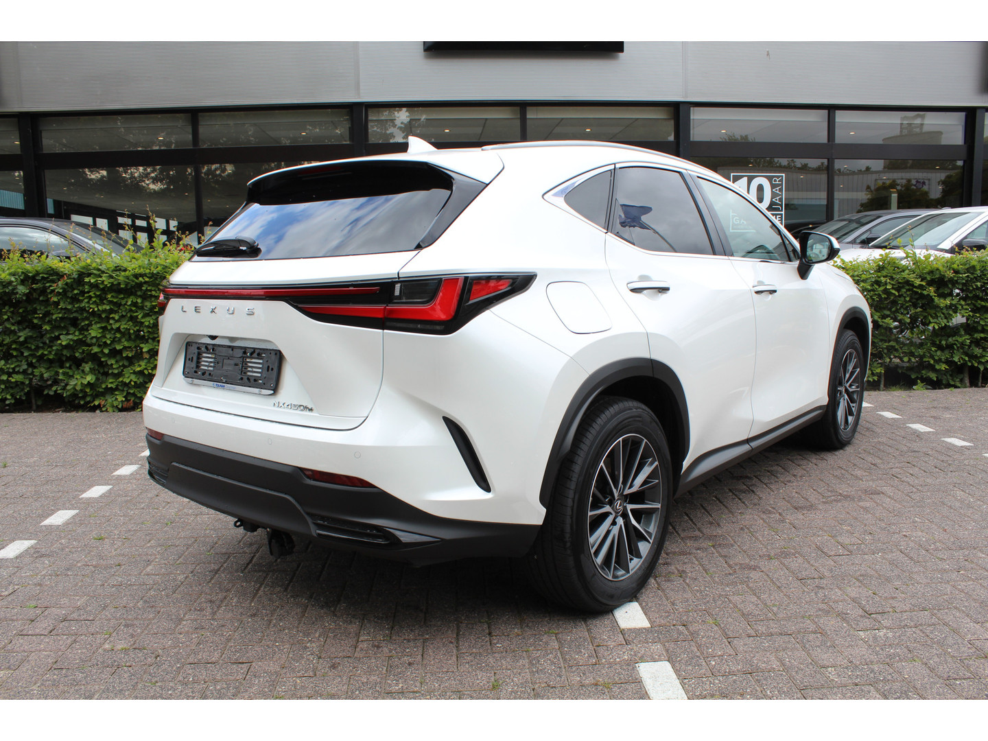 Lexus