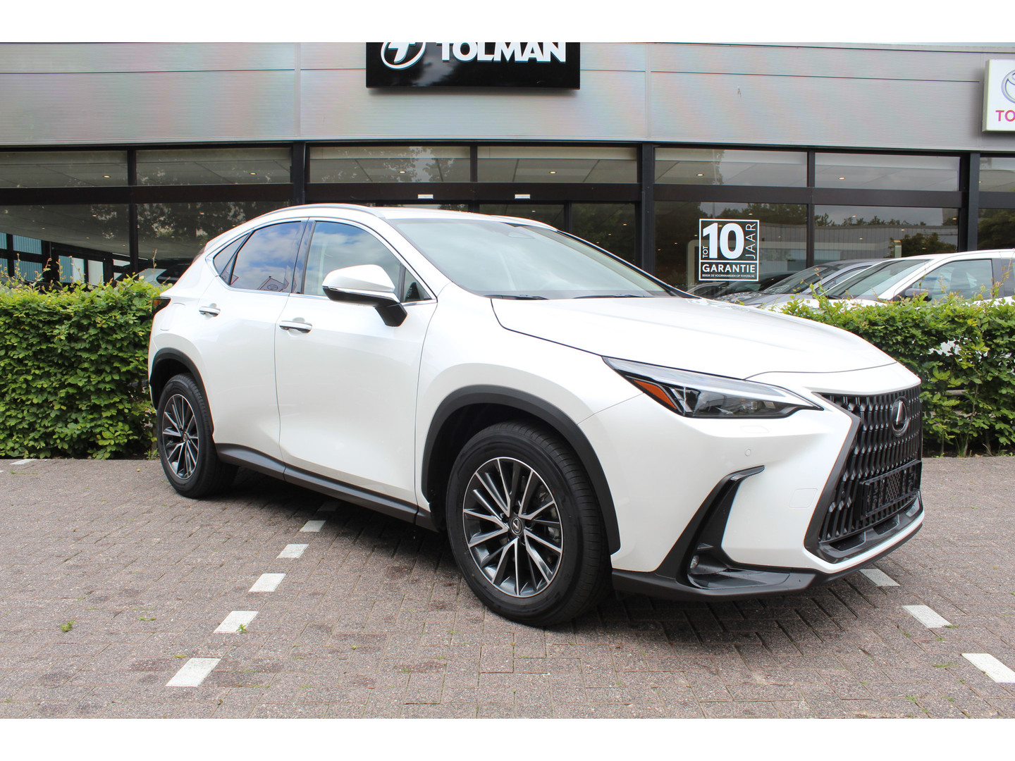 Lexus