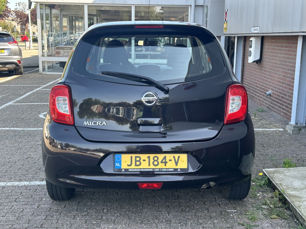 Nissan Nissan