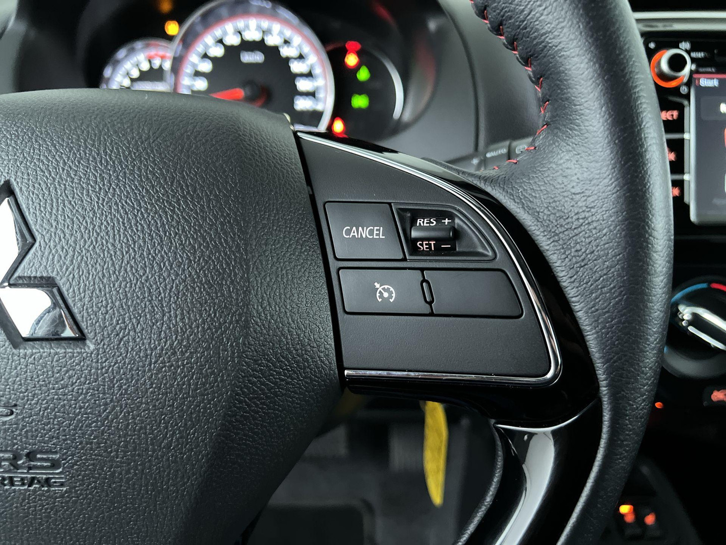 Mitsubishi Mitsubishi