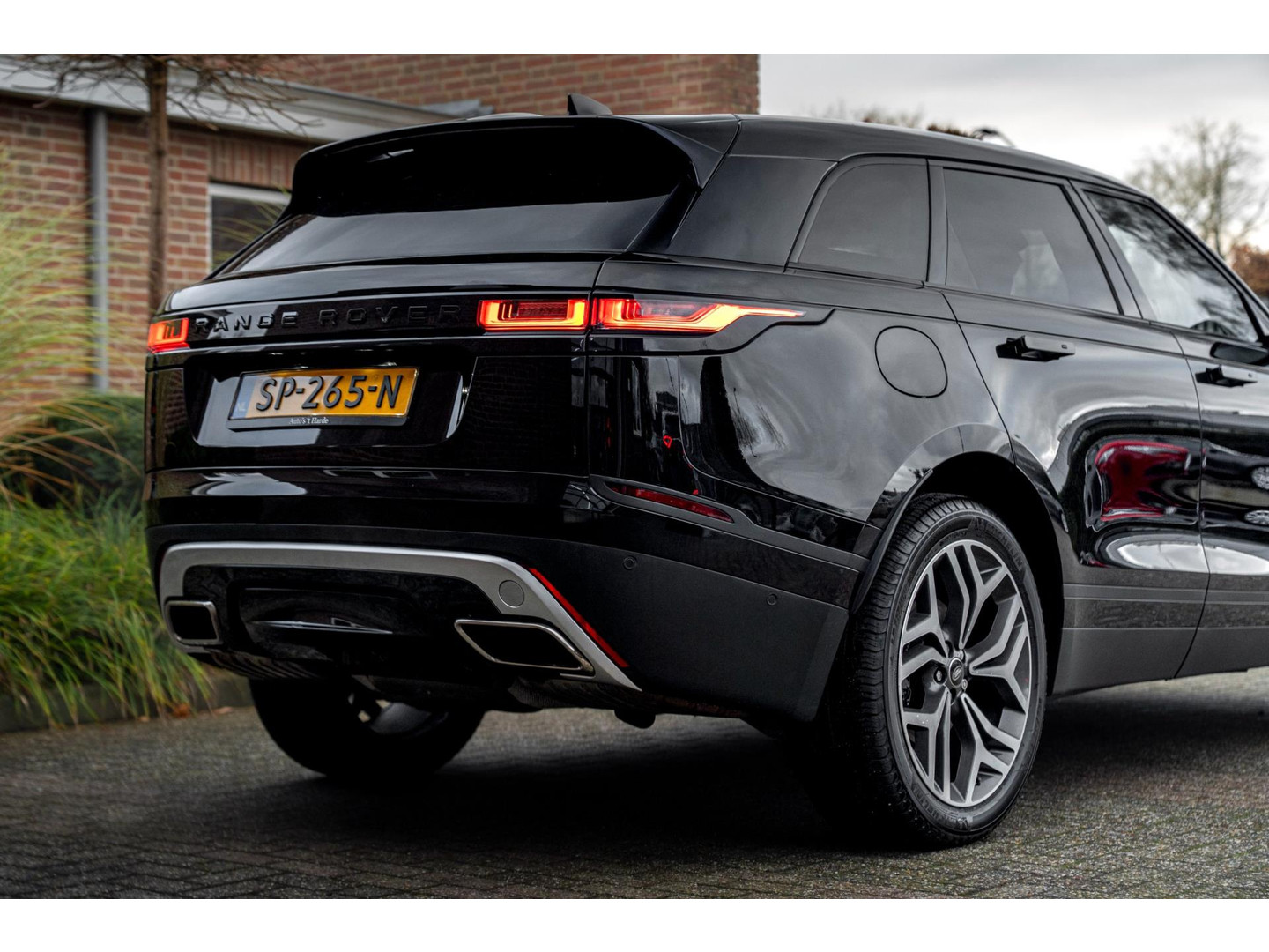 Land Rover Land Rover