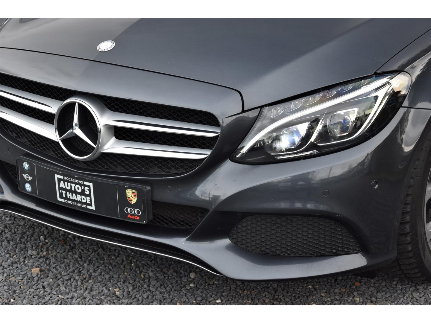 Mercedes-Benz Mercedes-Benz