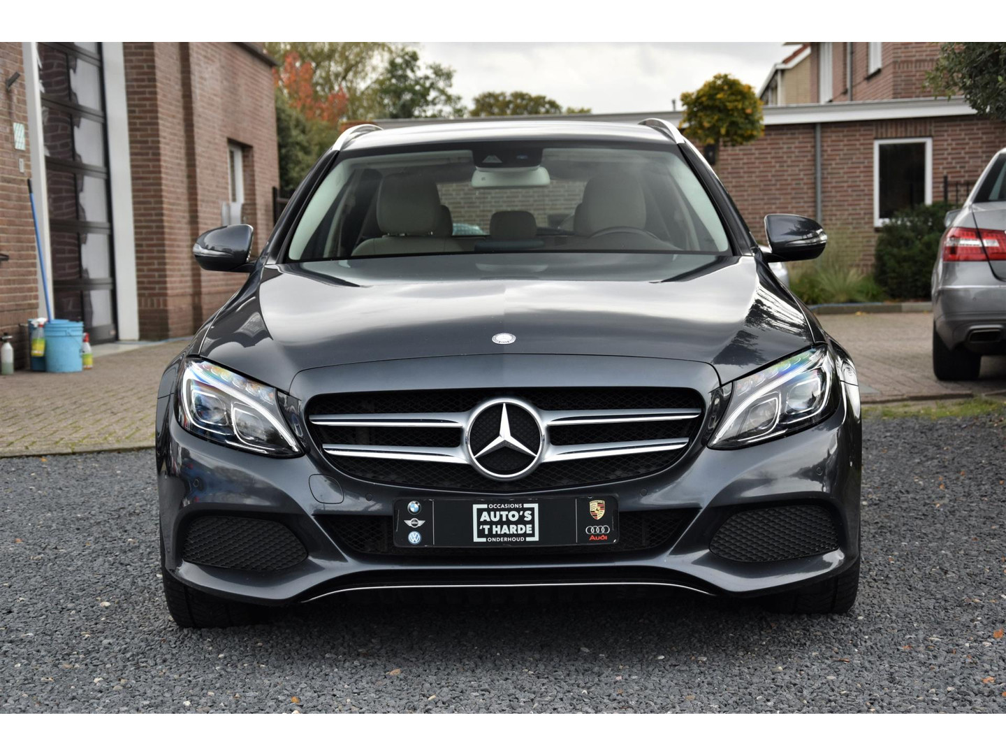 Mercedes-Benz Mercedes-Benz