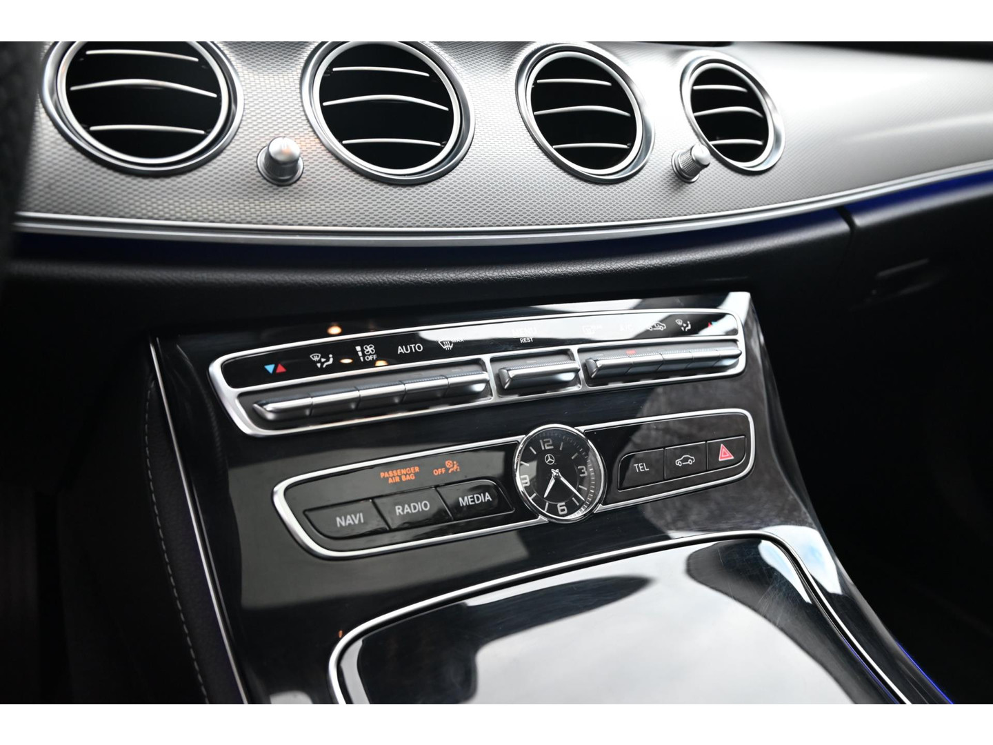 Mercedes-Benz Mercedes-Benz