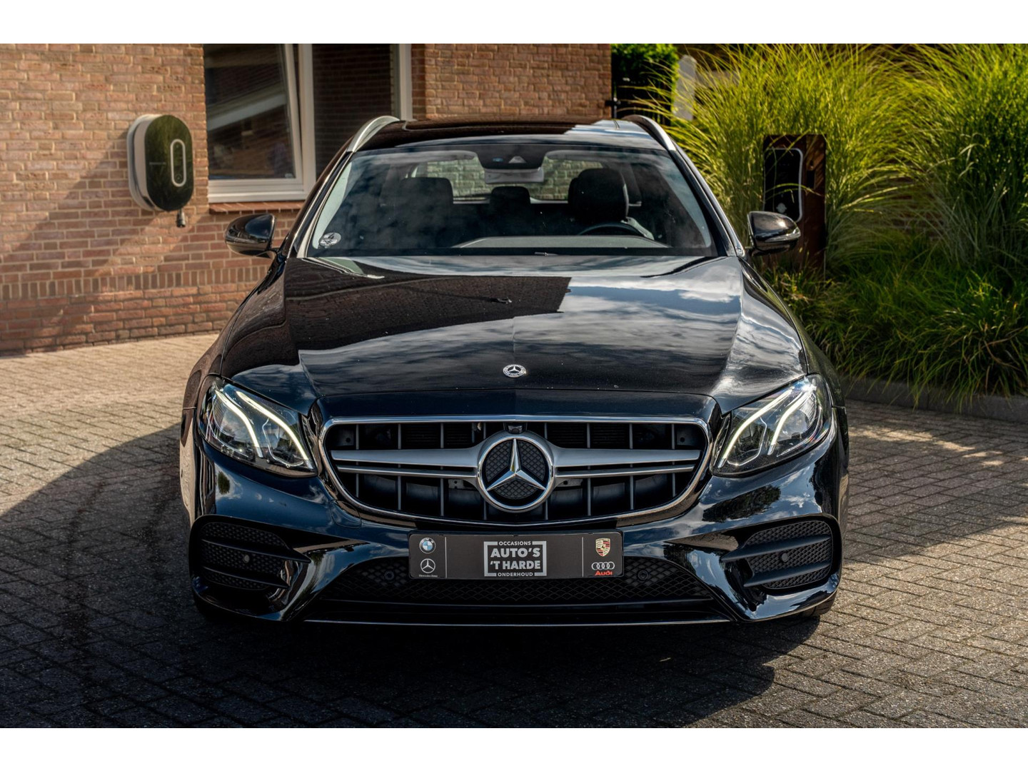 Mercedes-Benz Mercedes-Benz