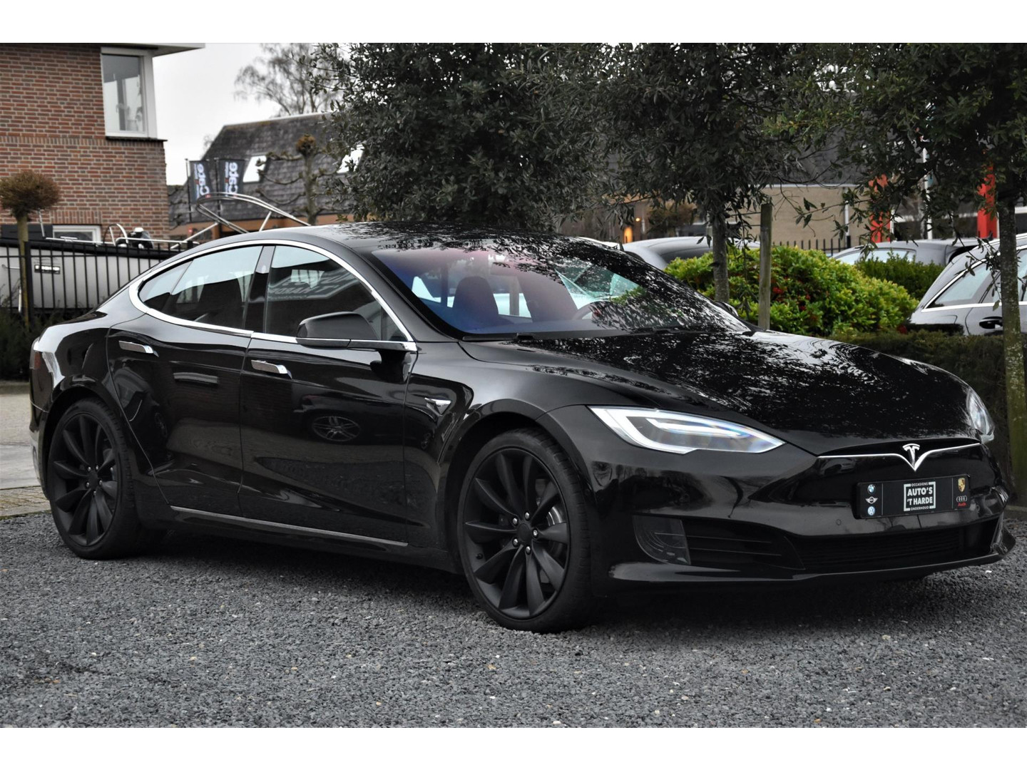 Tesla Tesla
