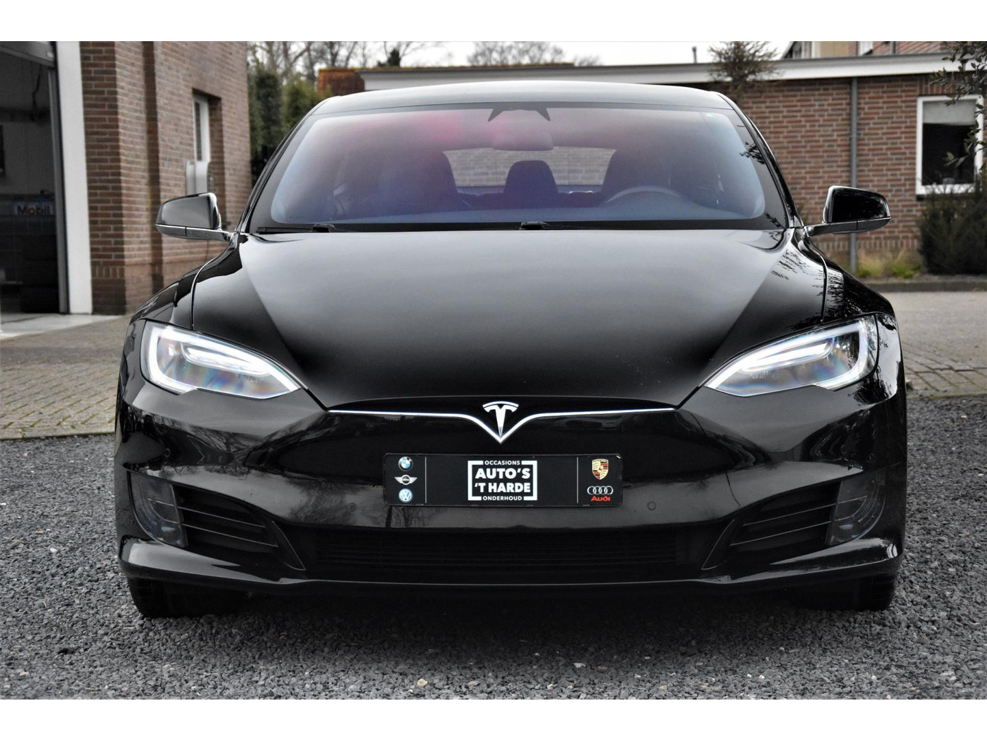 Tesla Tesla