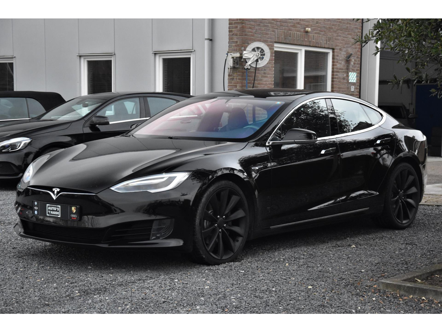 Tesla Tesla