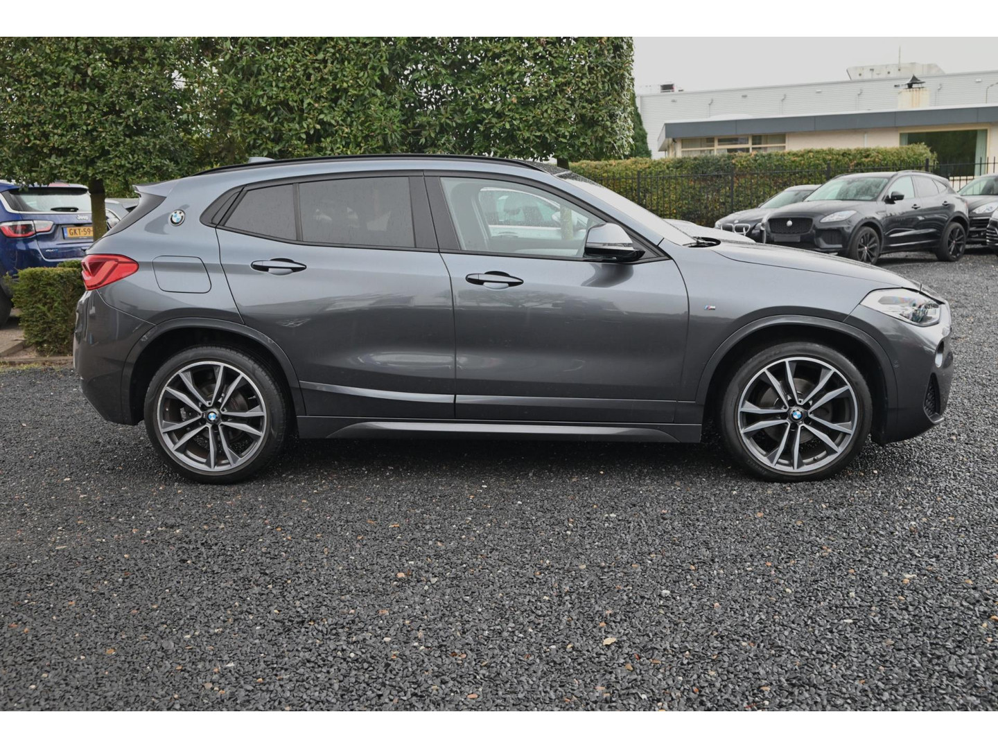 BMW BMW