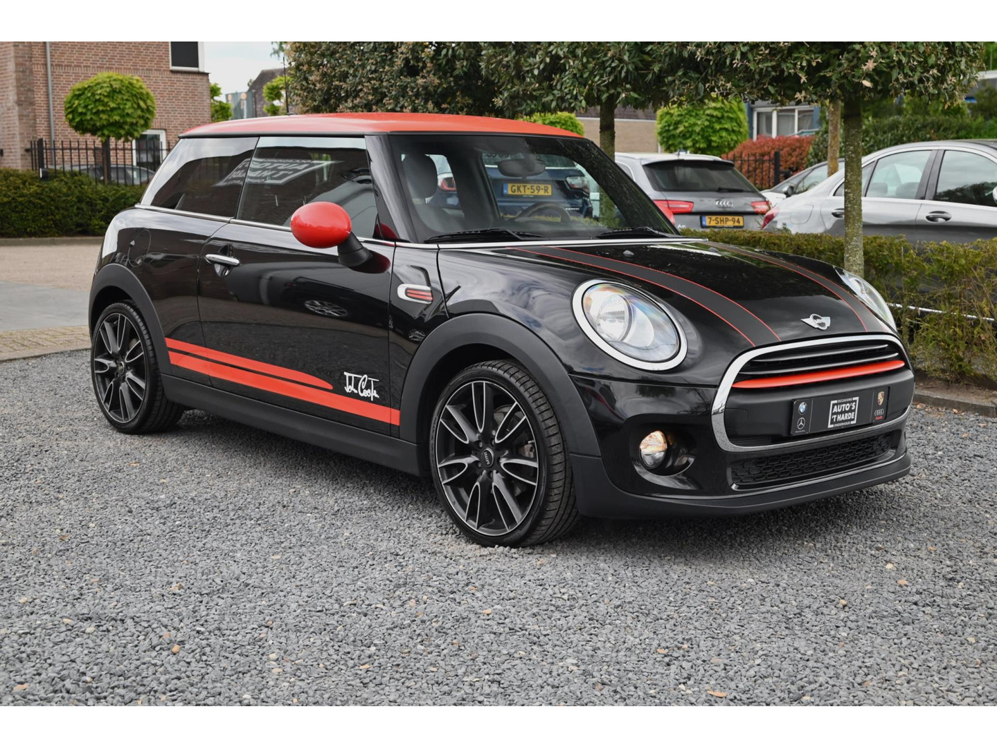 MINI MINI