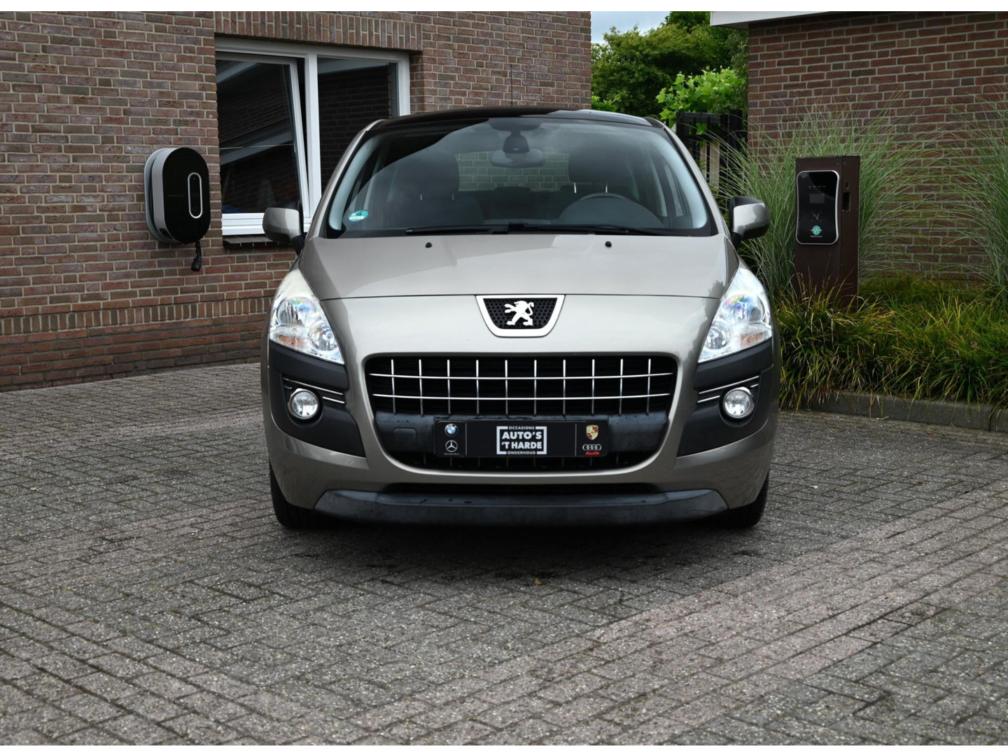 Peugeot