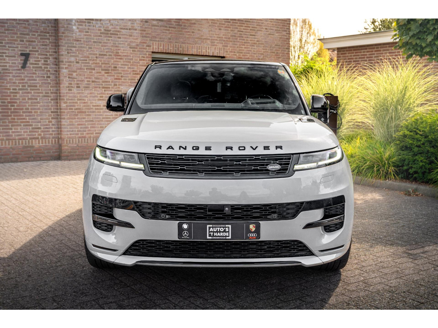 Land Rover