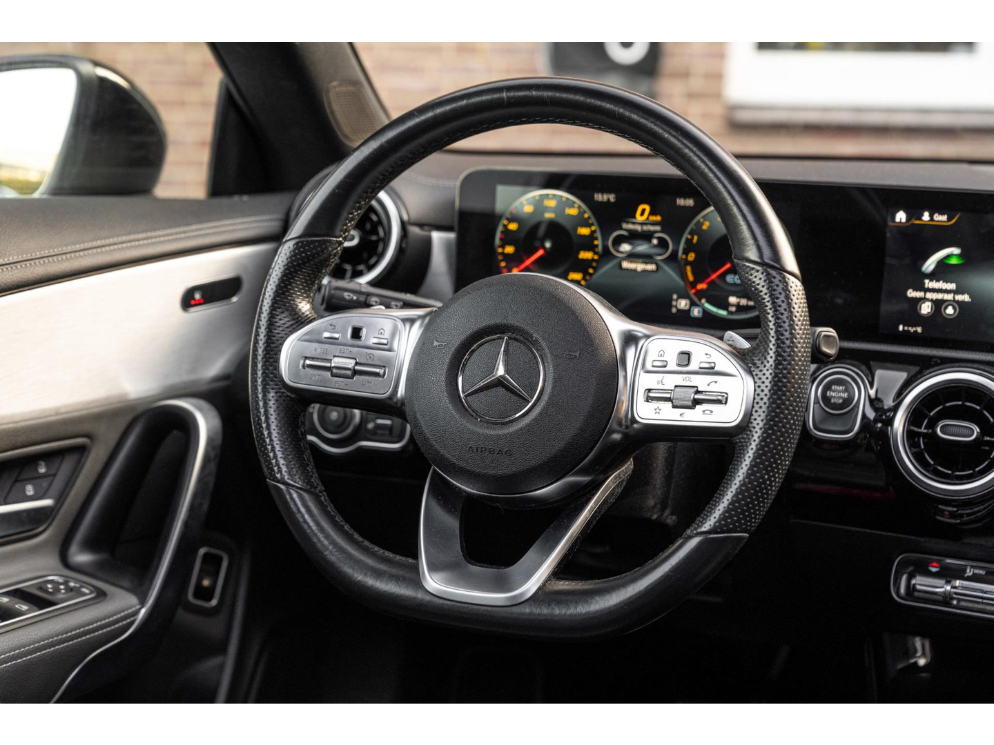 Mercedes-Benz Mercedes-Benz