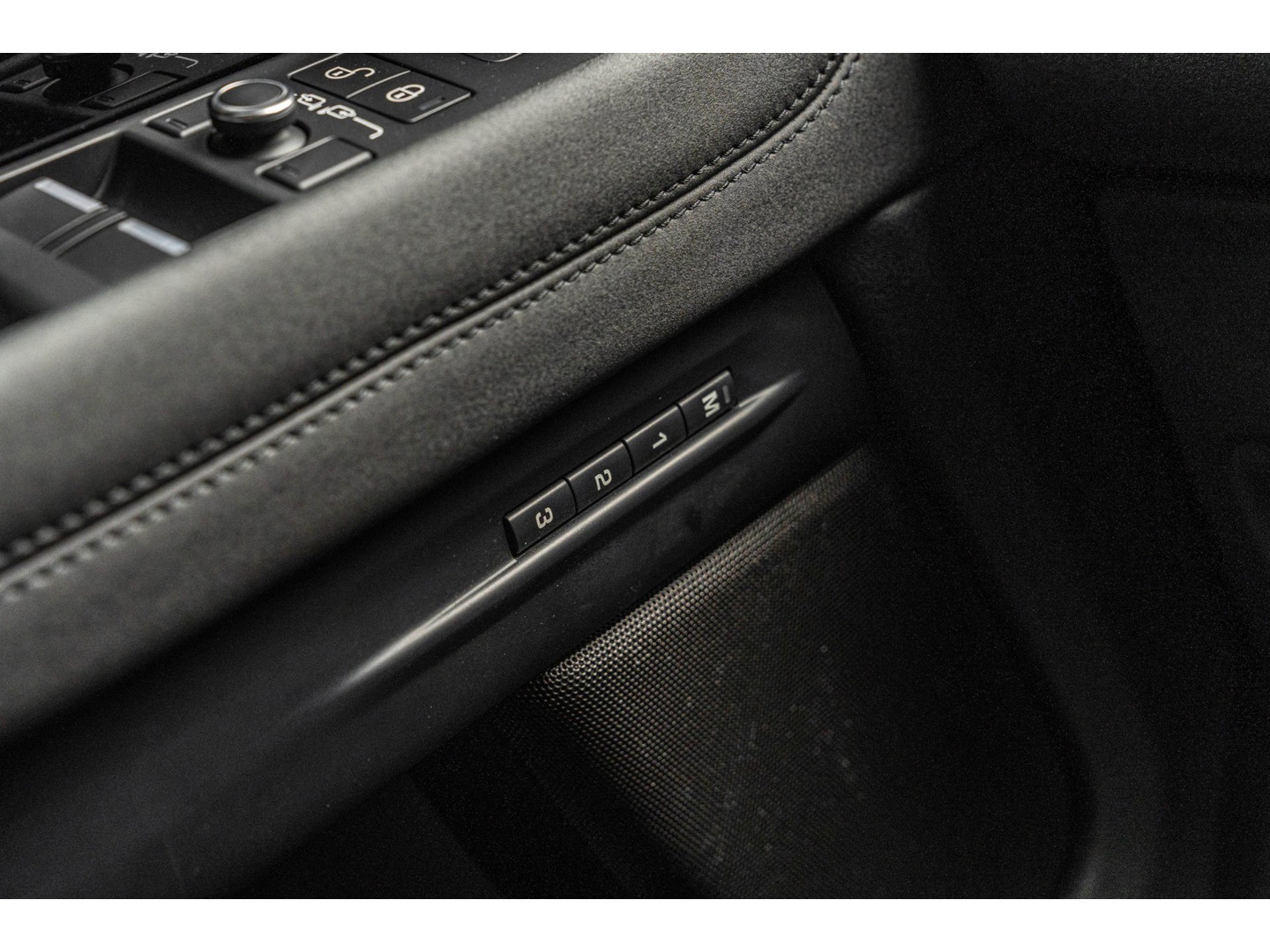 Land Rover Land Rover