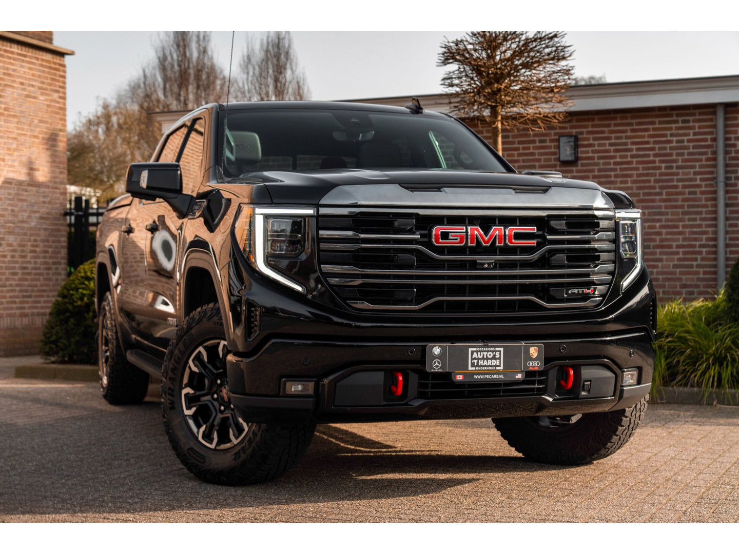 GMC
