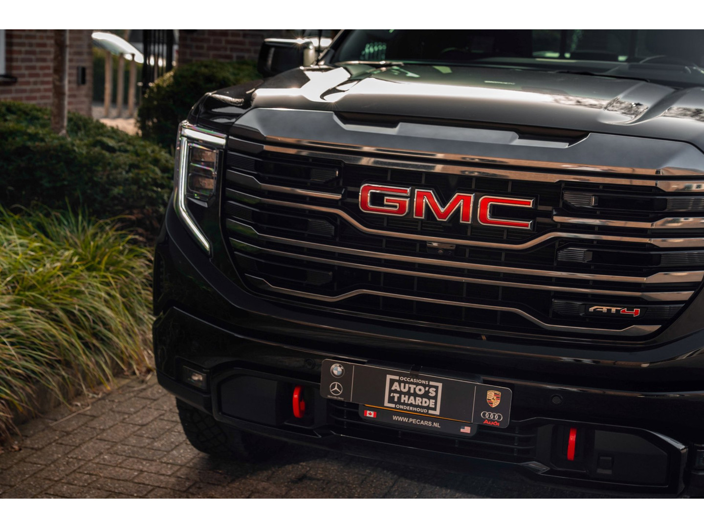 GMC