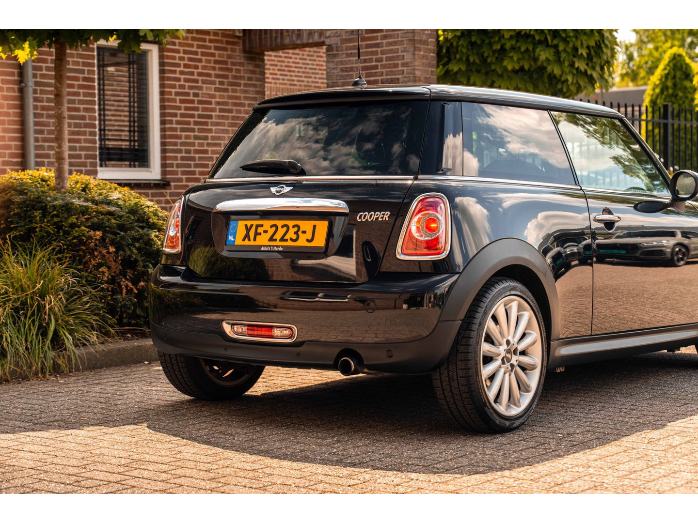 MINI