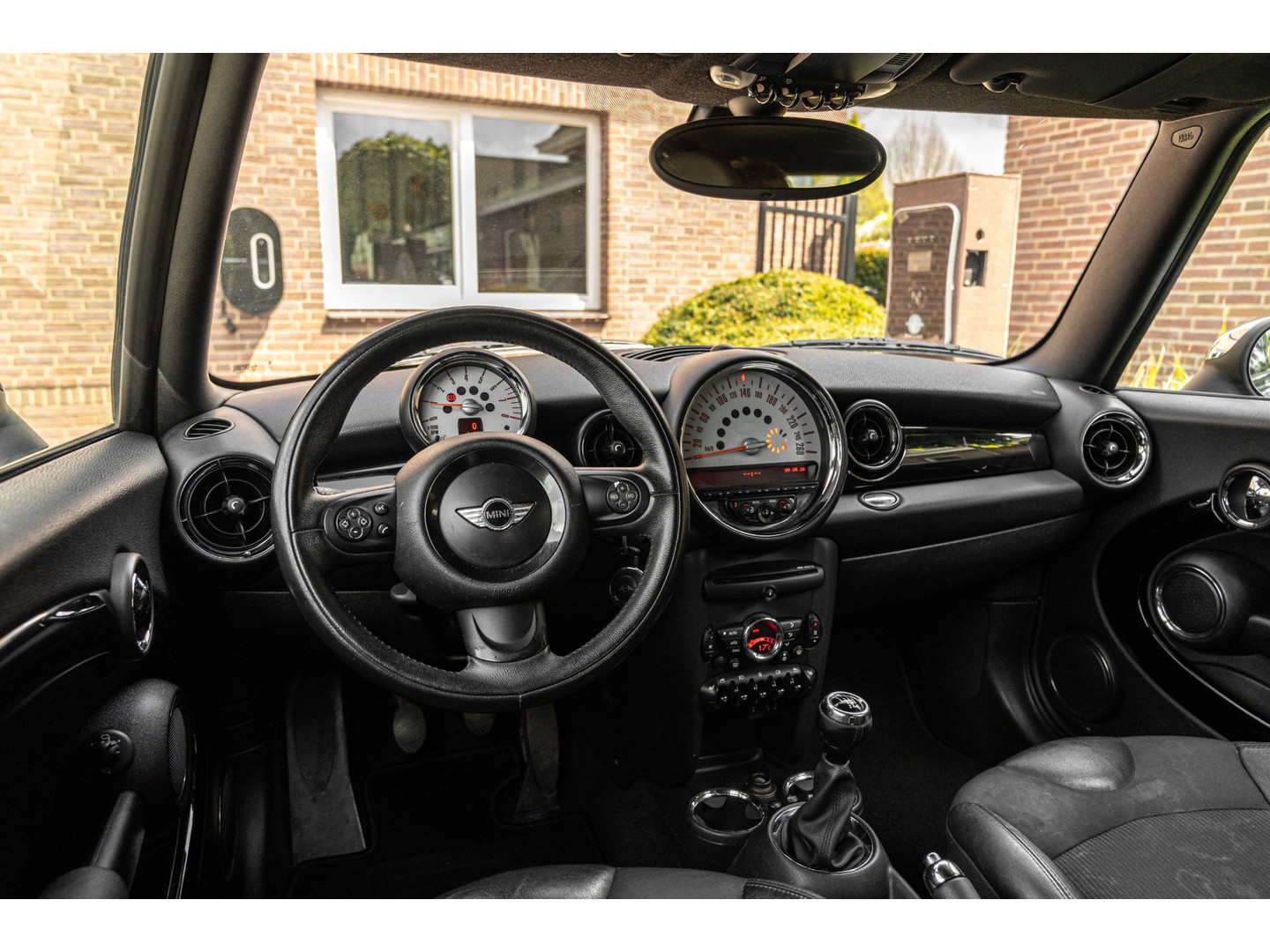 MINI