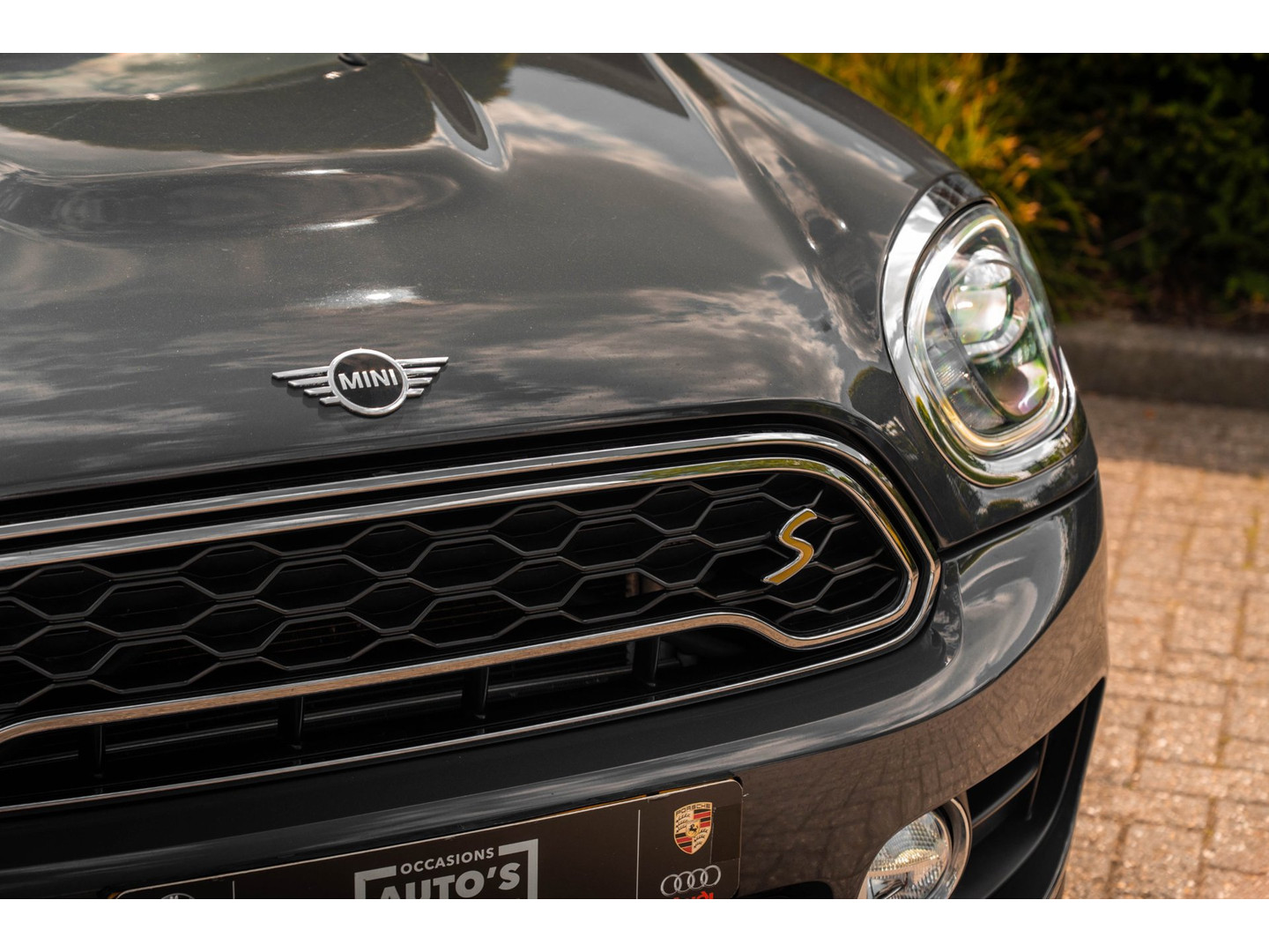 MINI