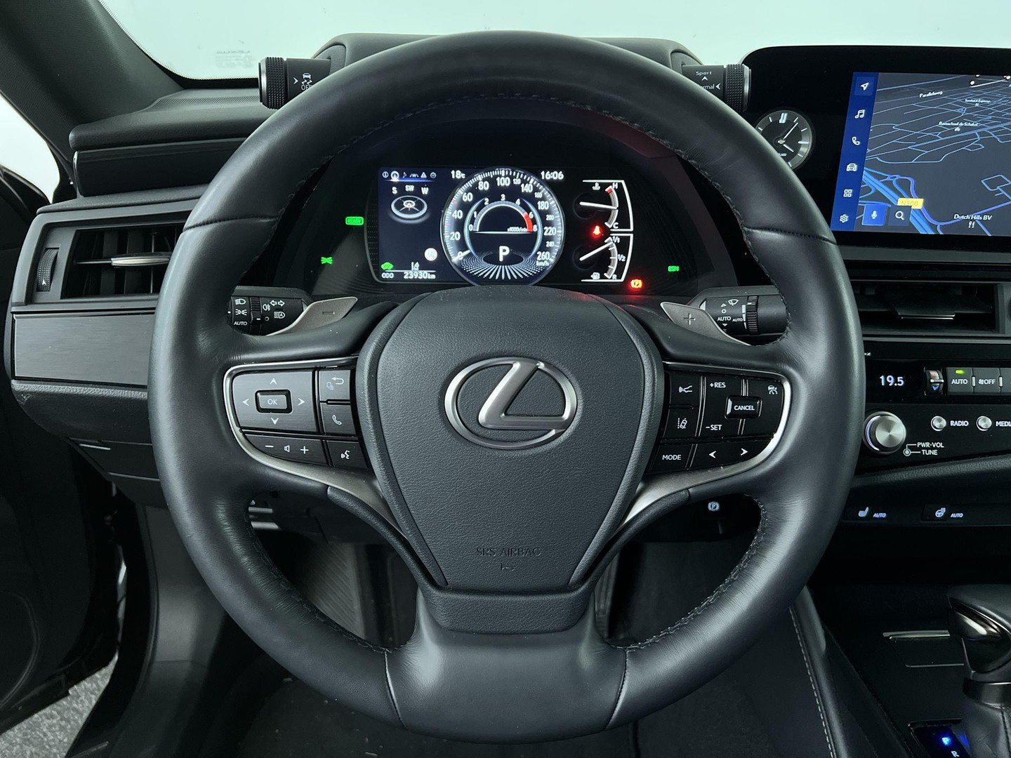 Lexus