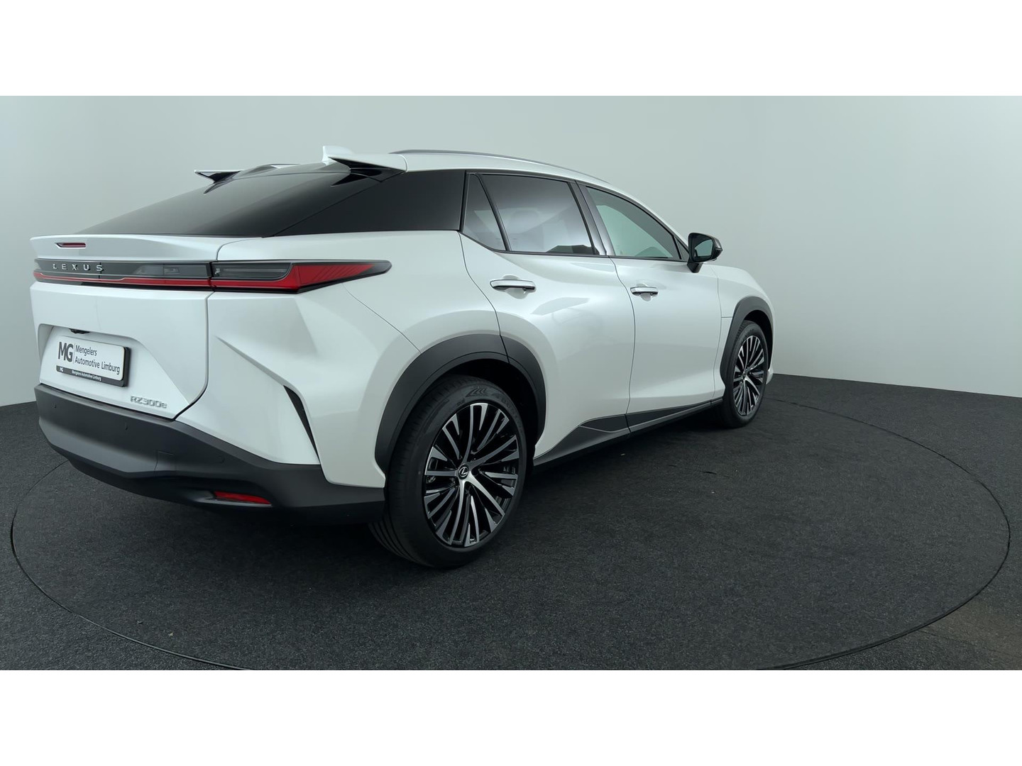 Lexus