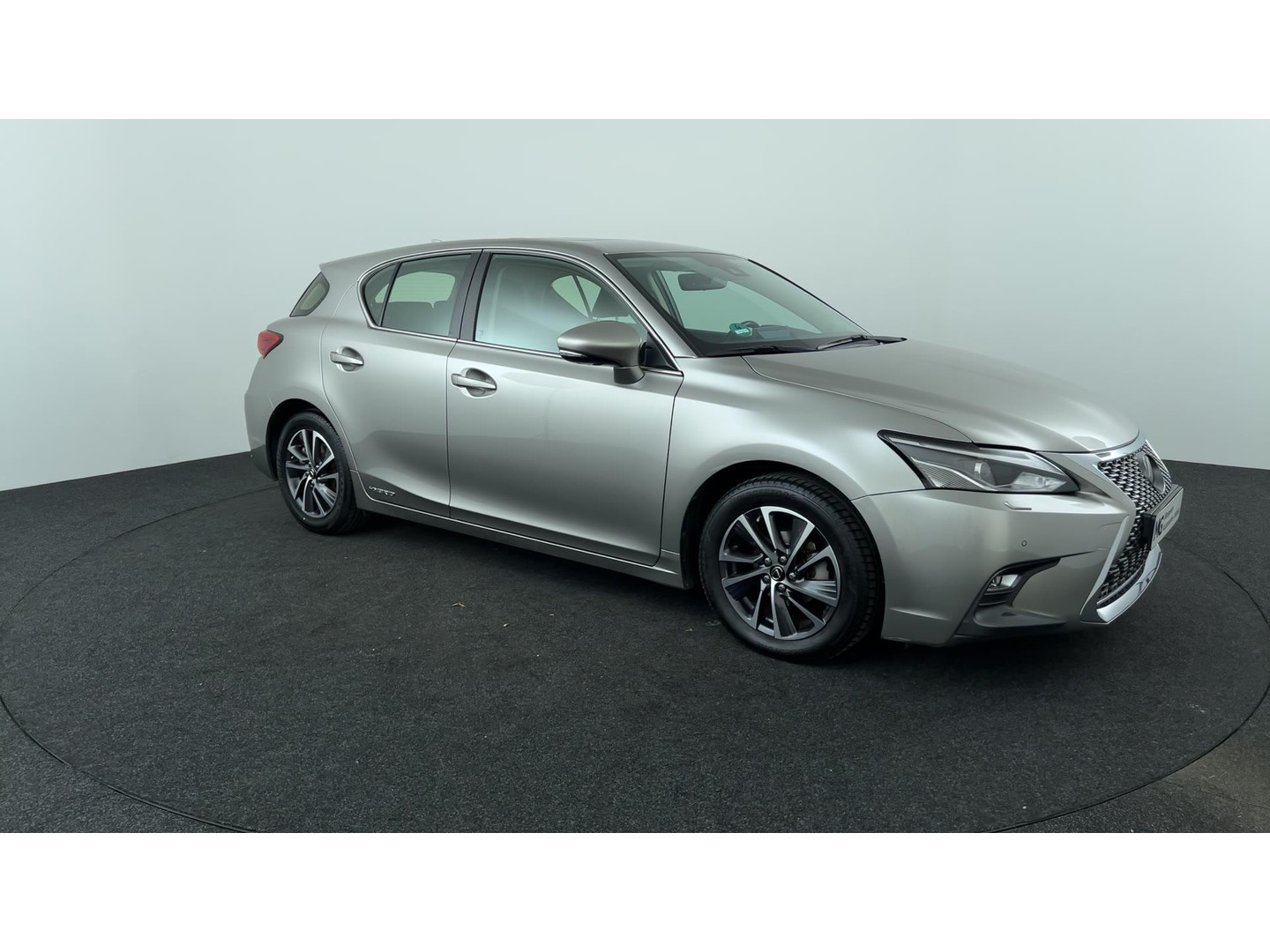 Lexus