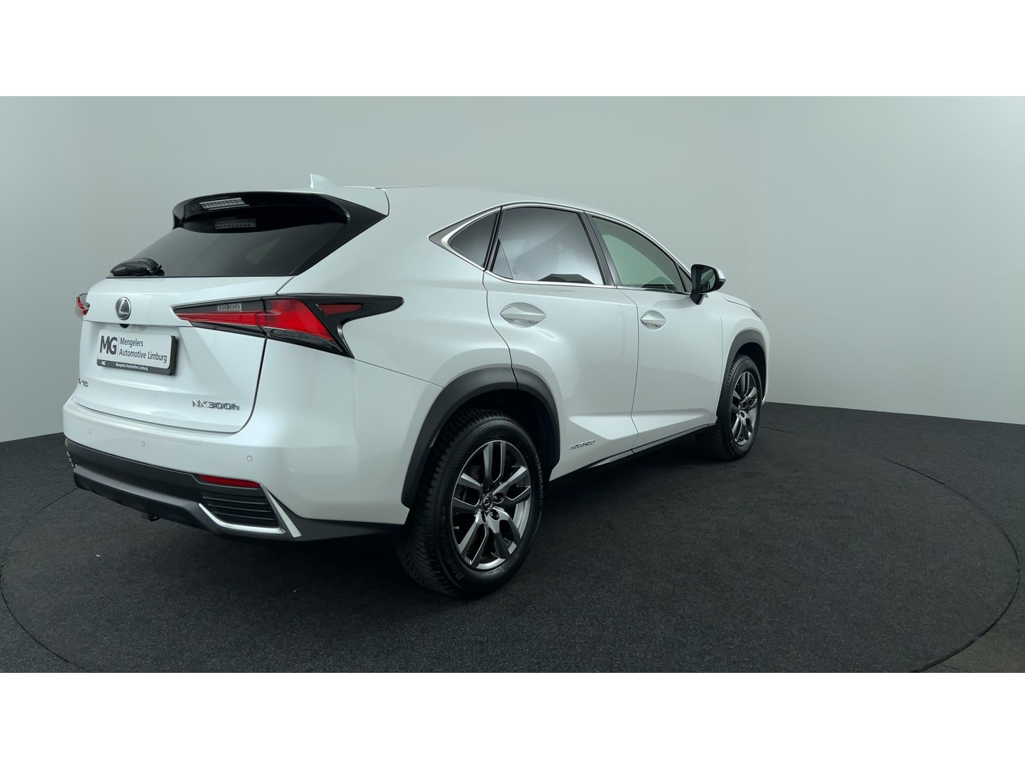 Lexus