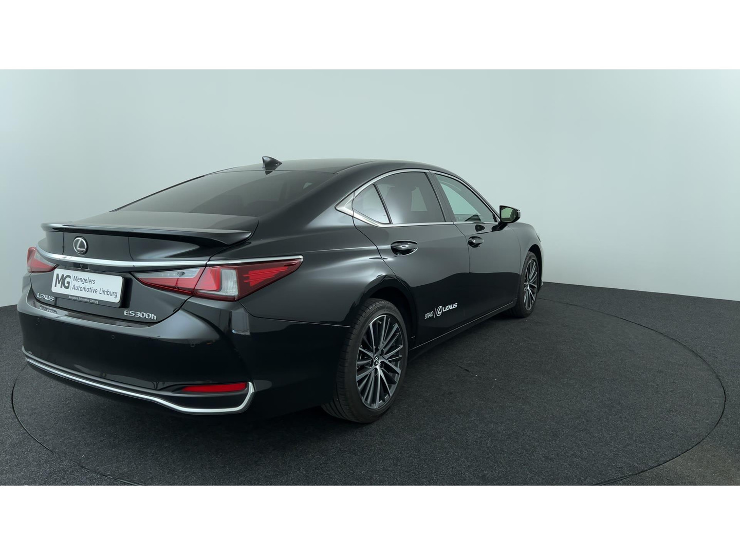 Lexus