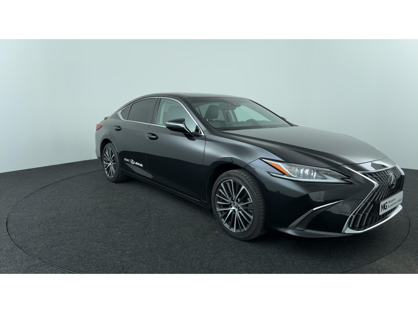 Lexus