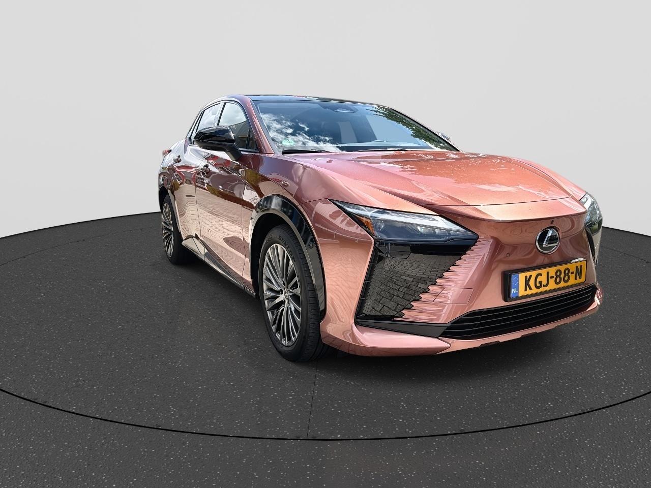 Lexus Lexus
