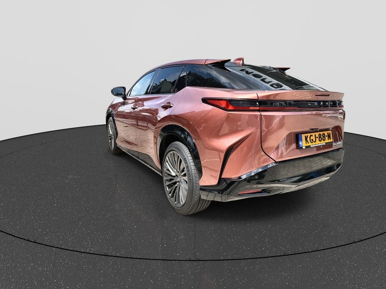 Lexus Lexus