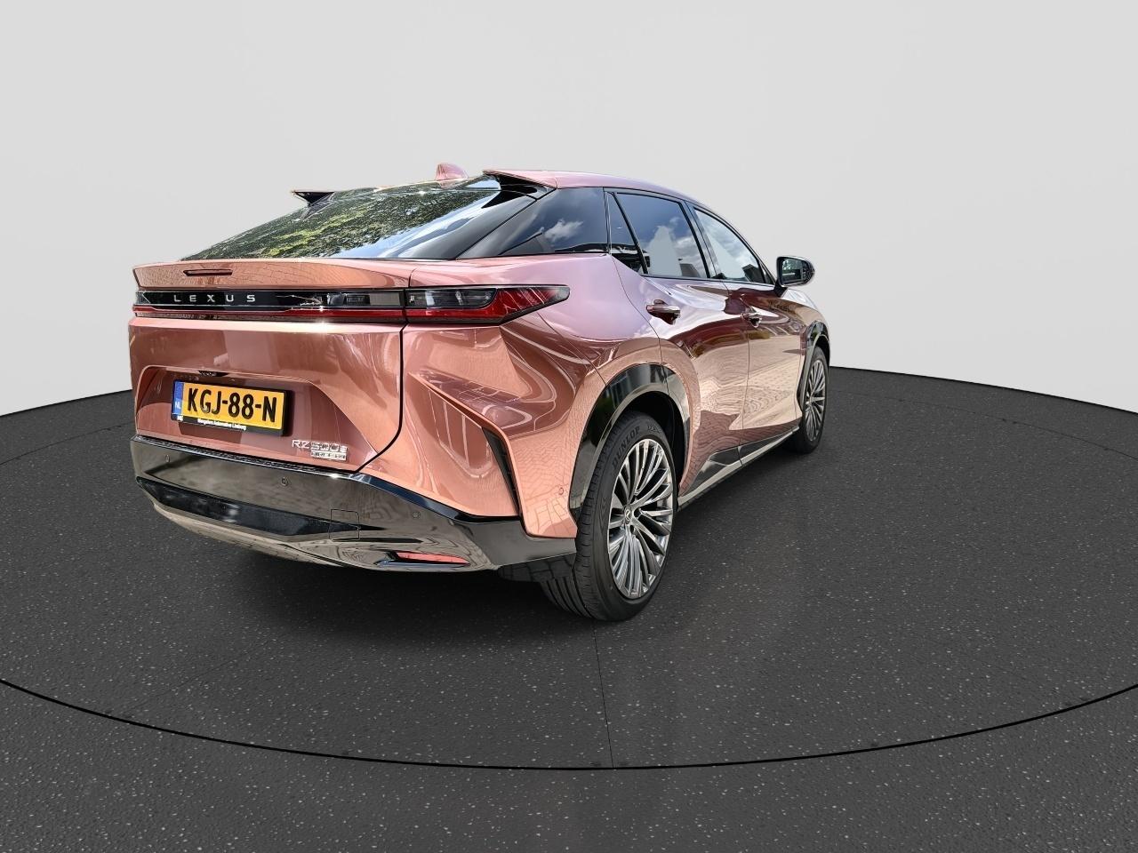 Lexus Lexus