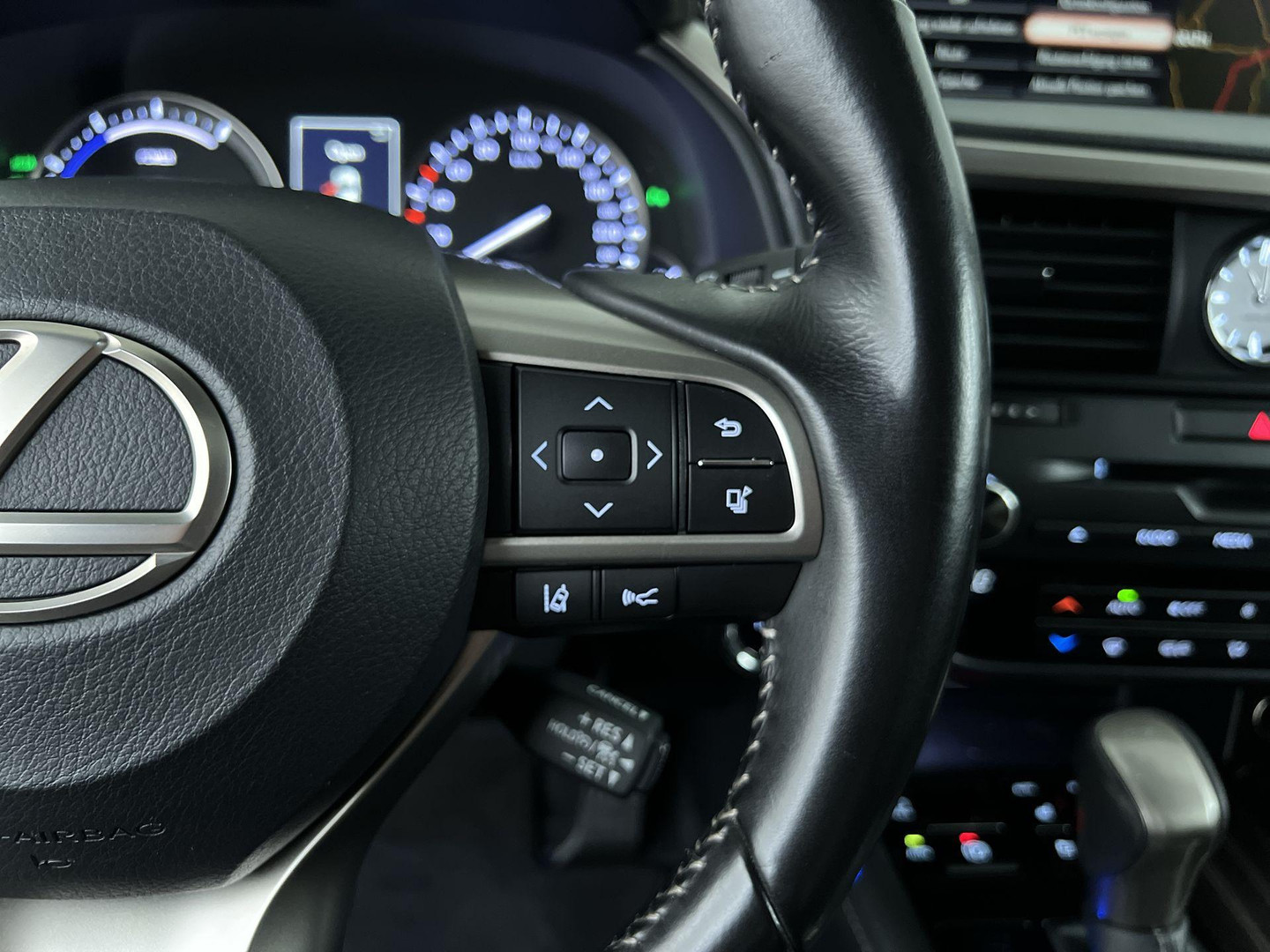Lexus Lexus
