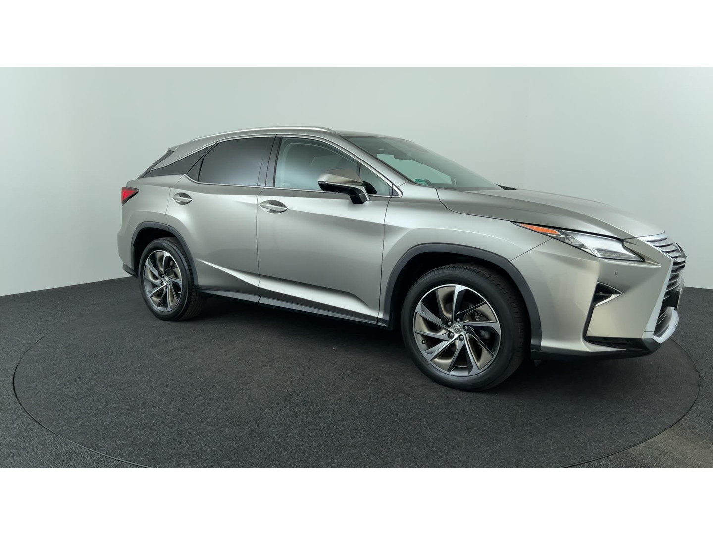 Lexus Lexus
