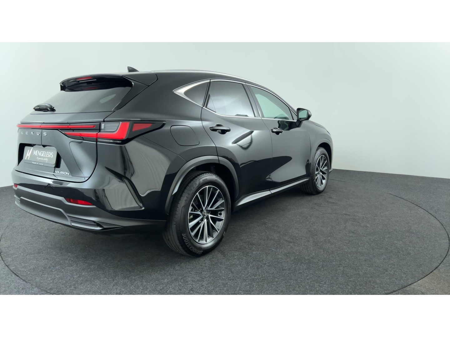 Lexus