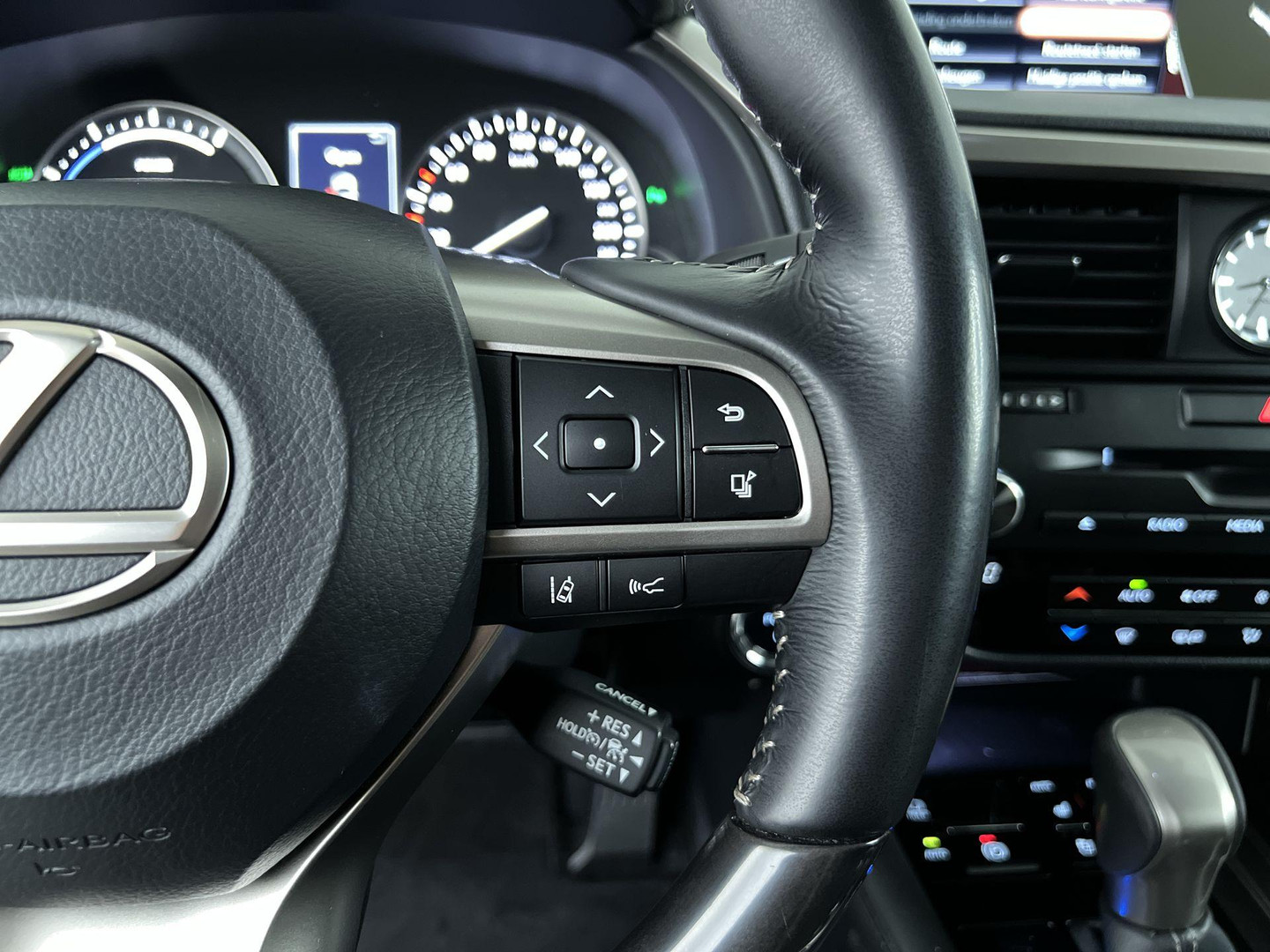 Lexus Lexus