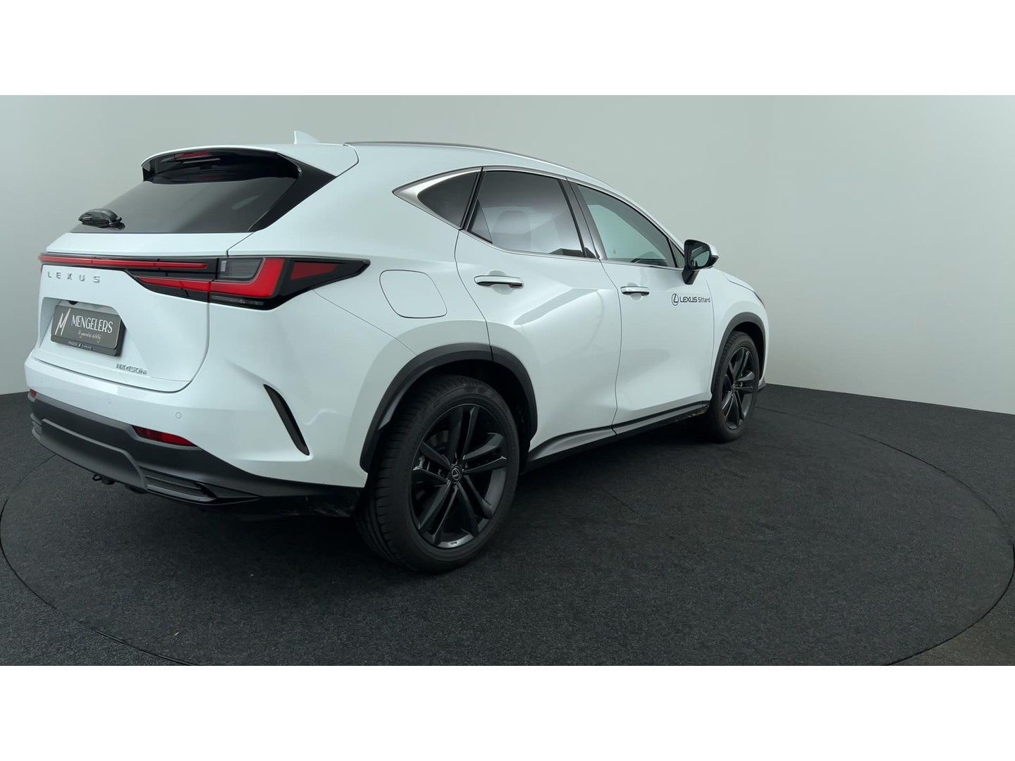 Lexus Lexus