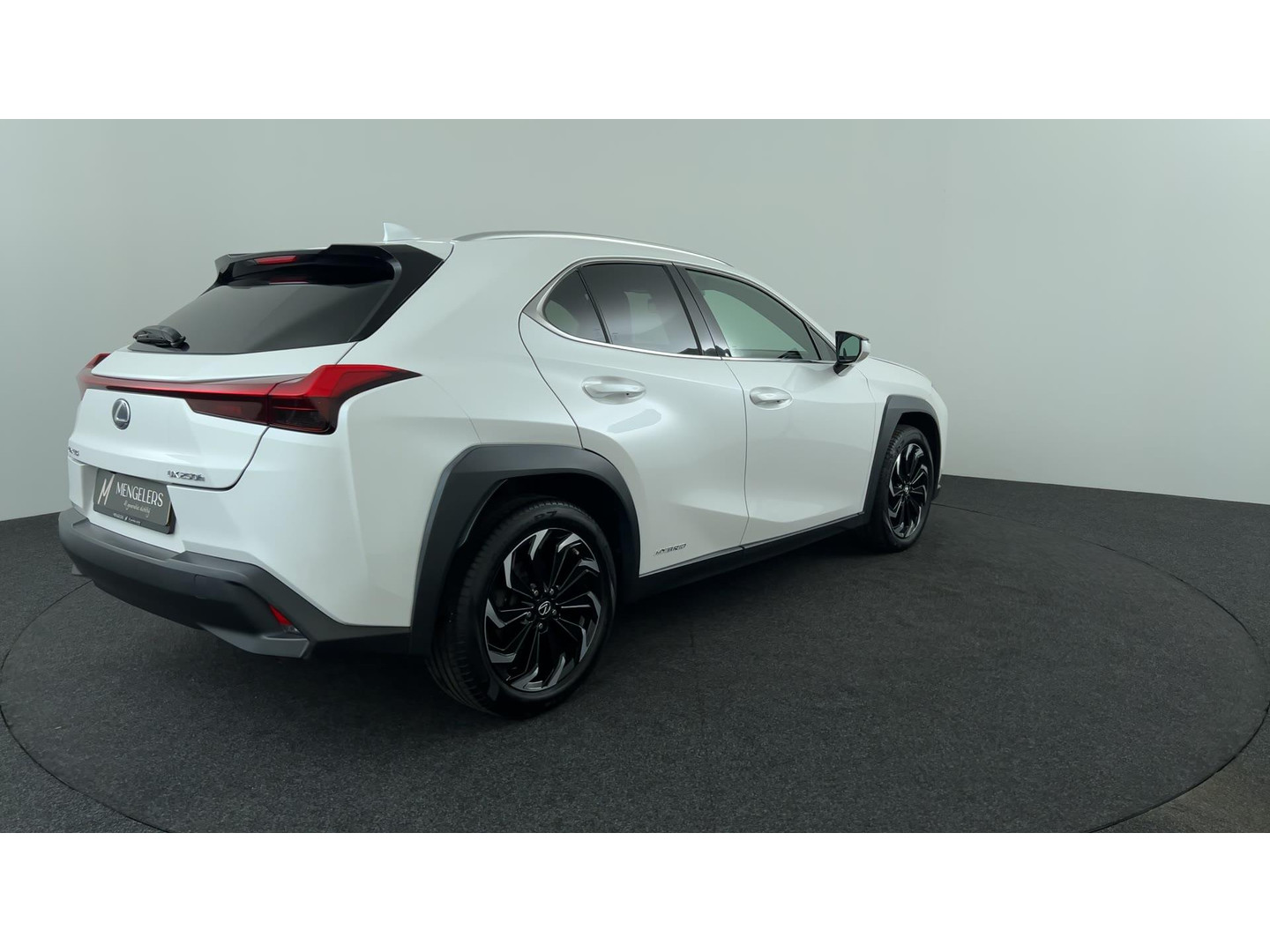 Lexus Lexus