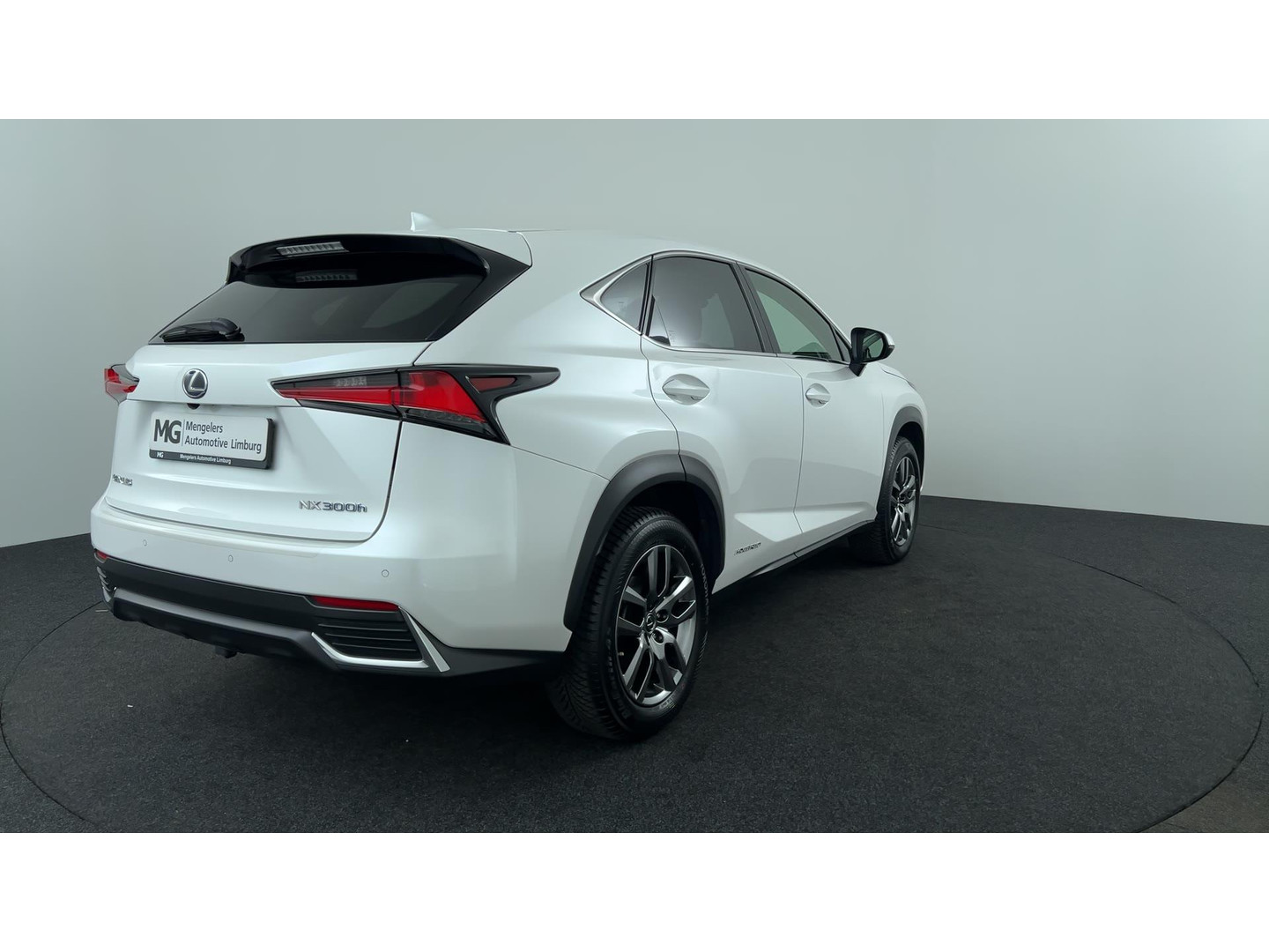 Lexus Lexus
