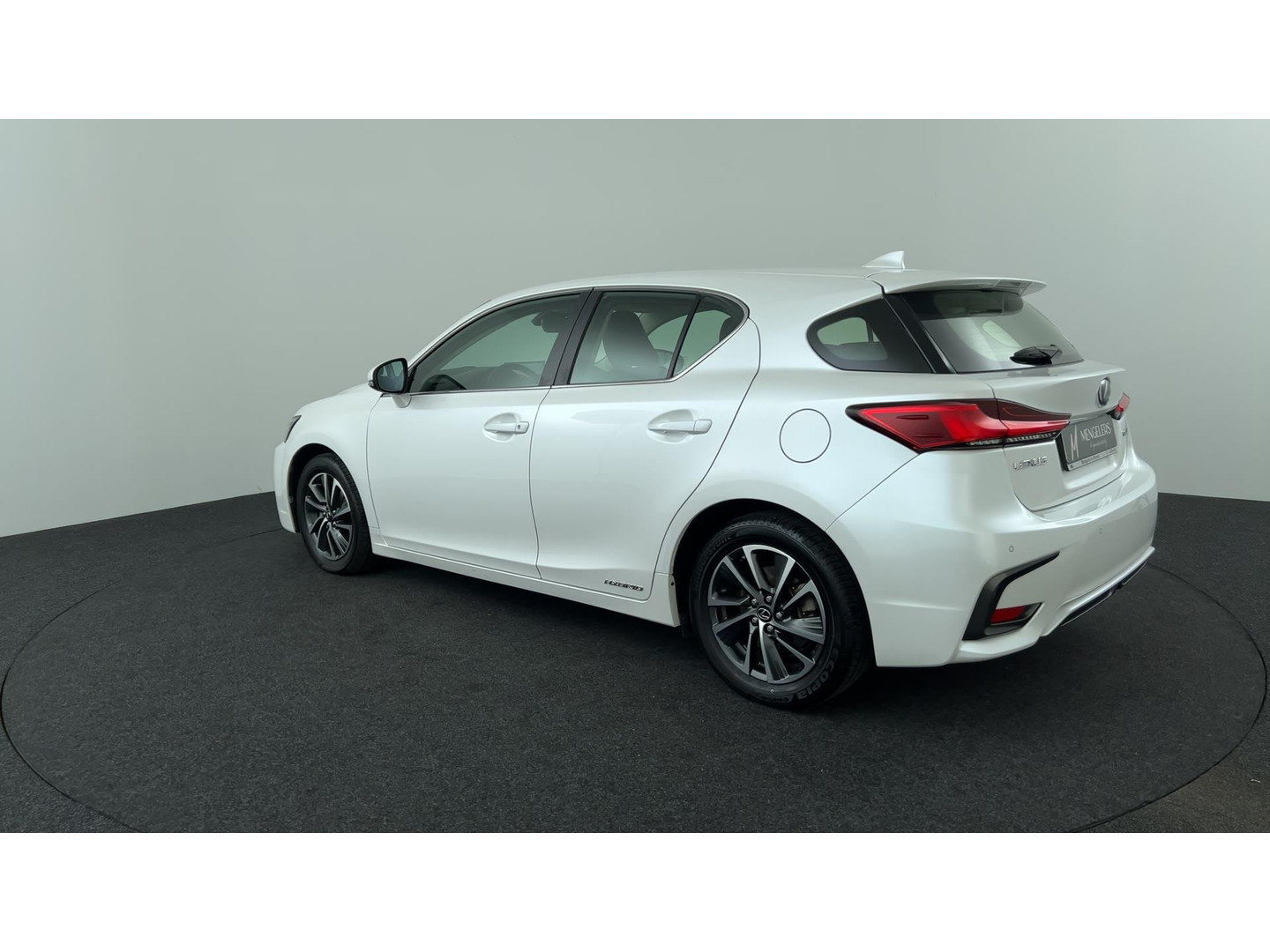 Lexus
