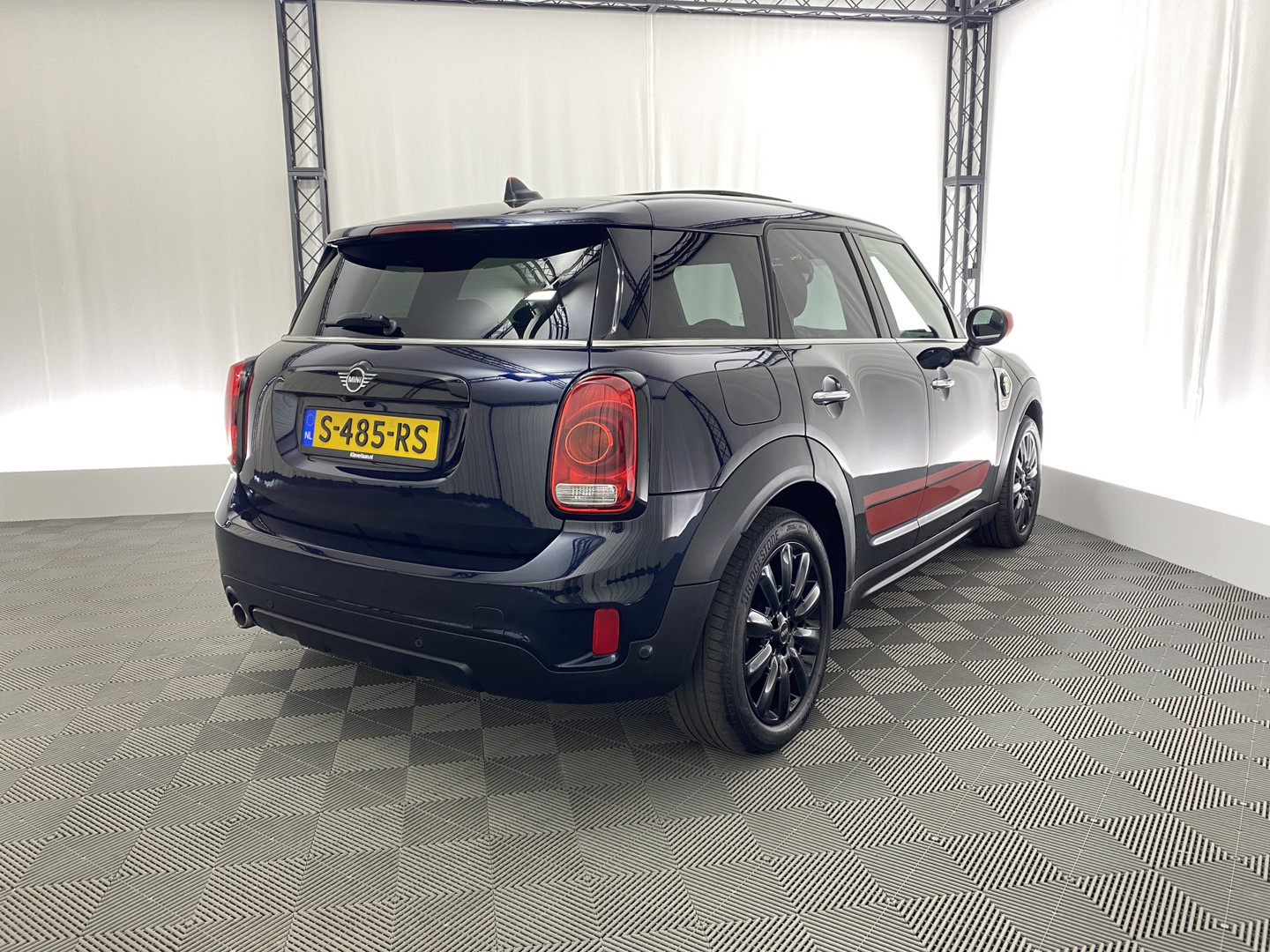 MINI