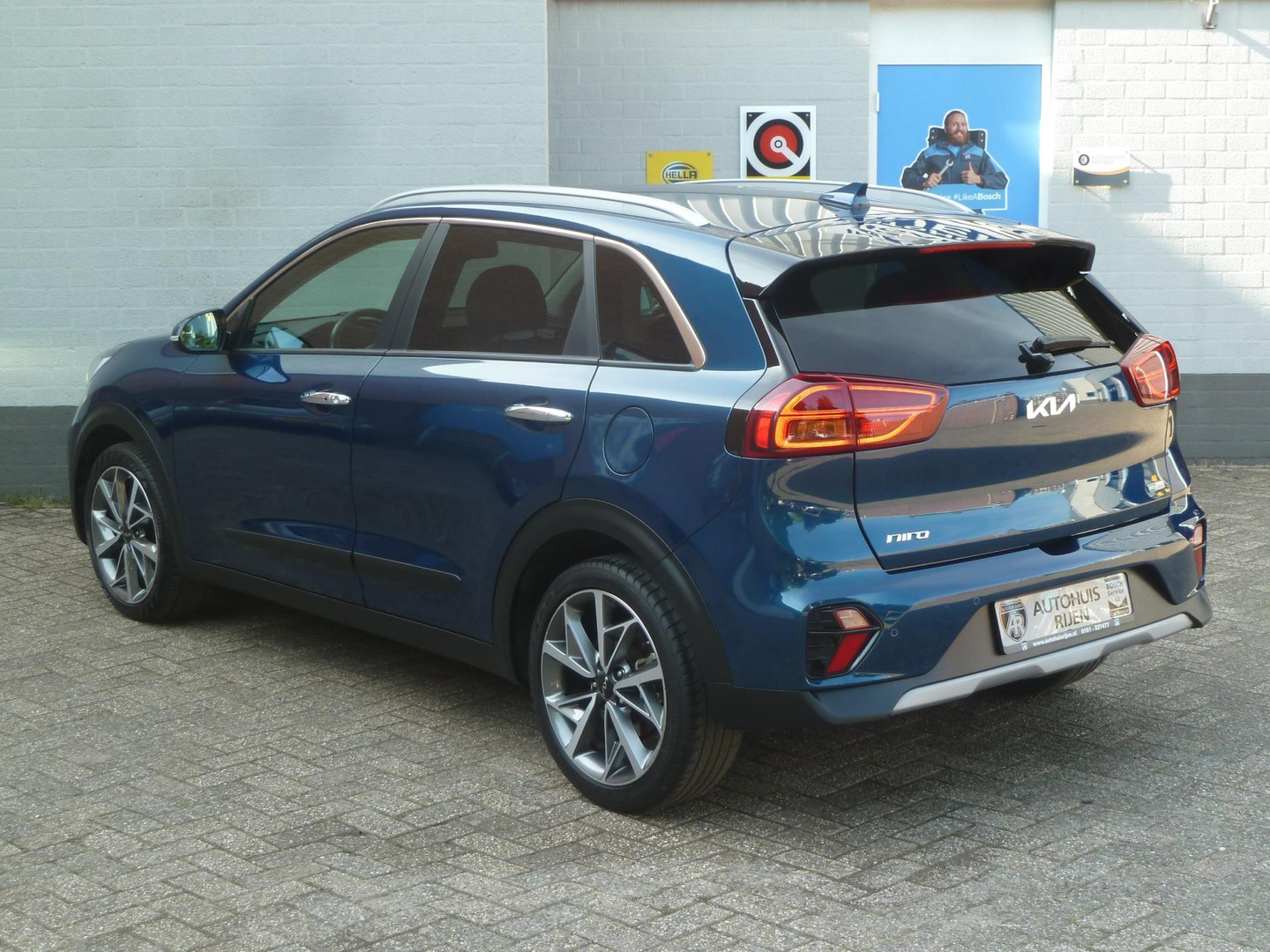 Kia