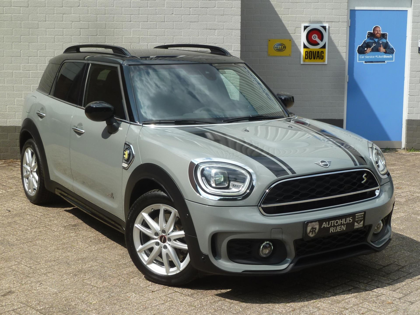 MINI