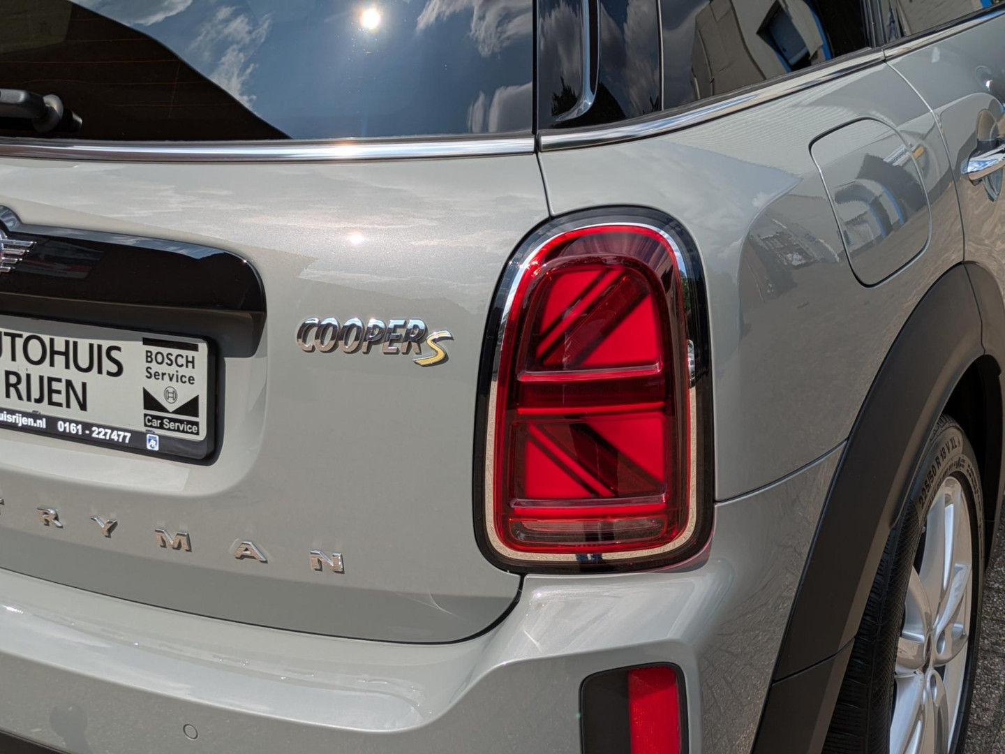 MINI
