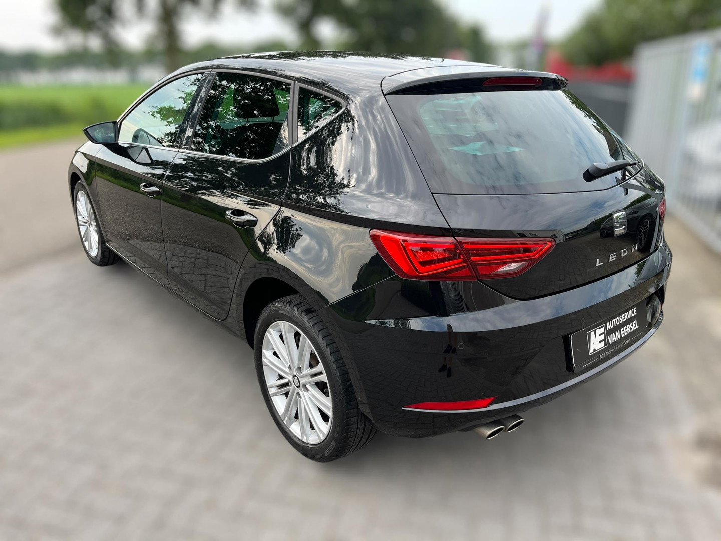 SEAT