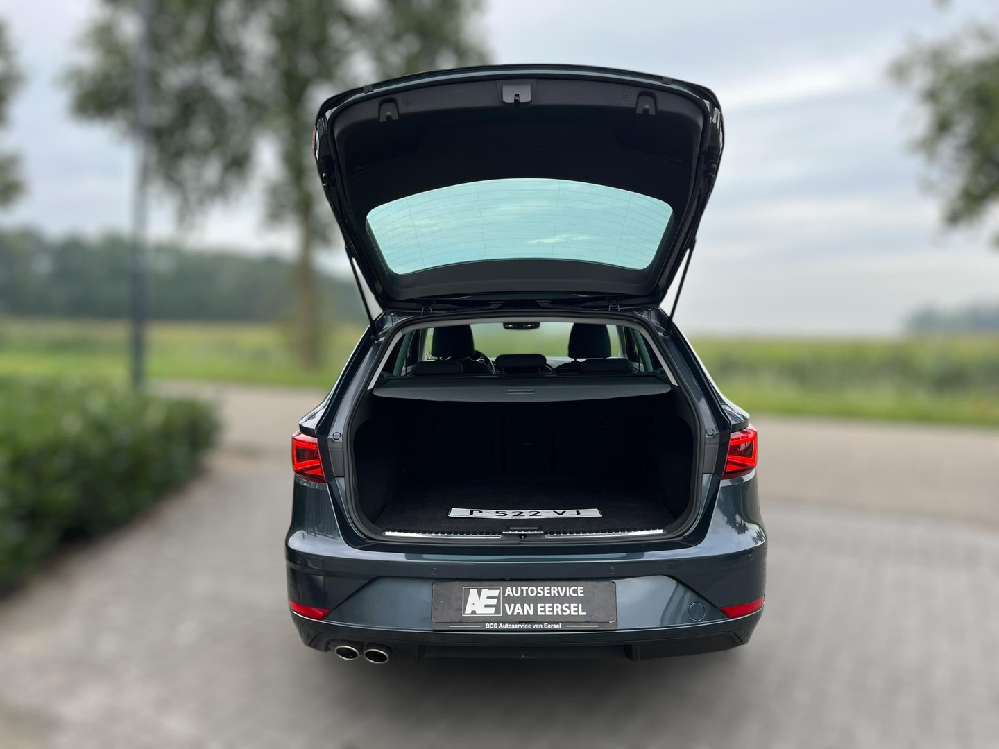 SEAT