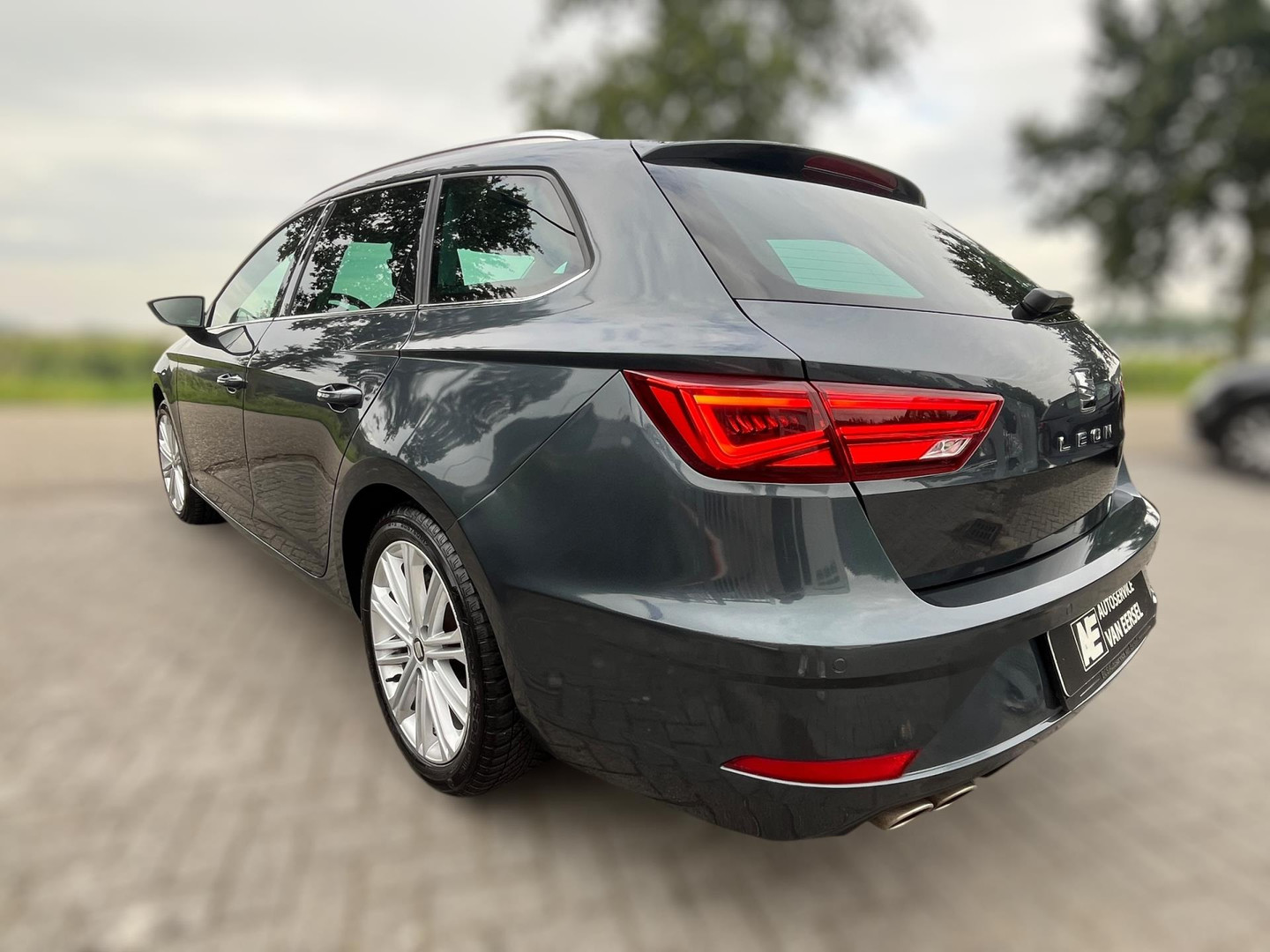 SEAT