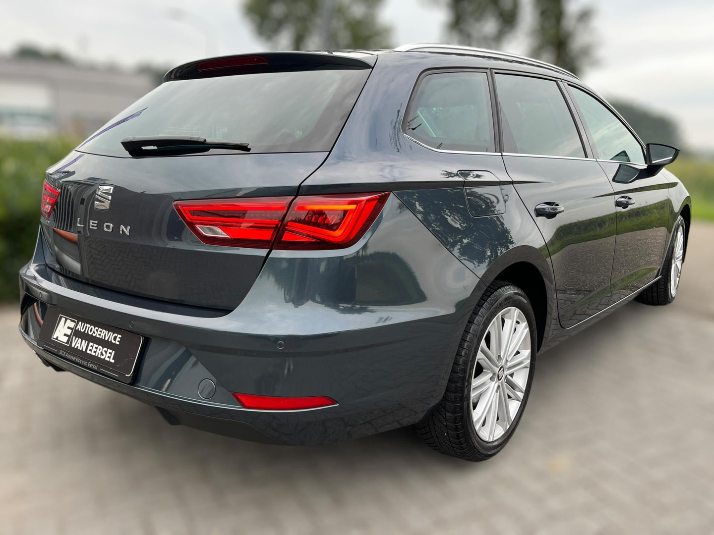 SEAT