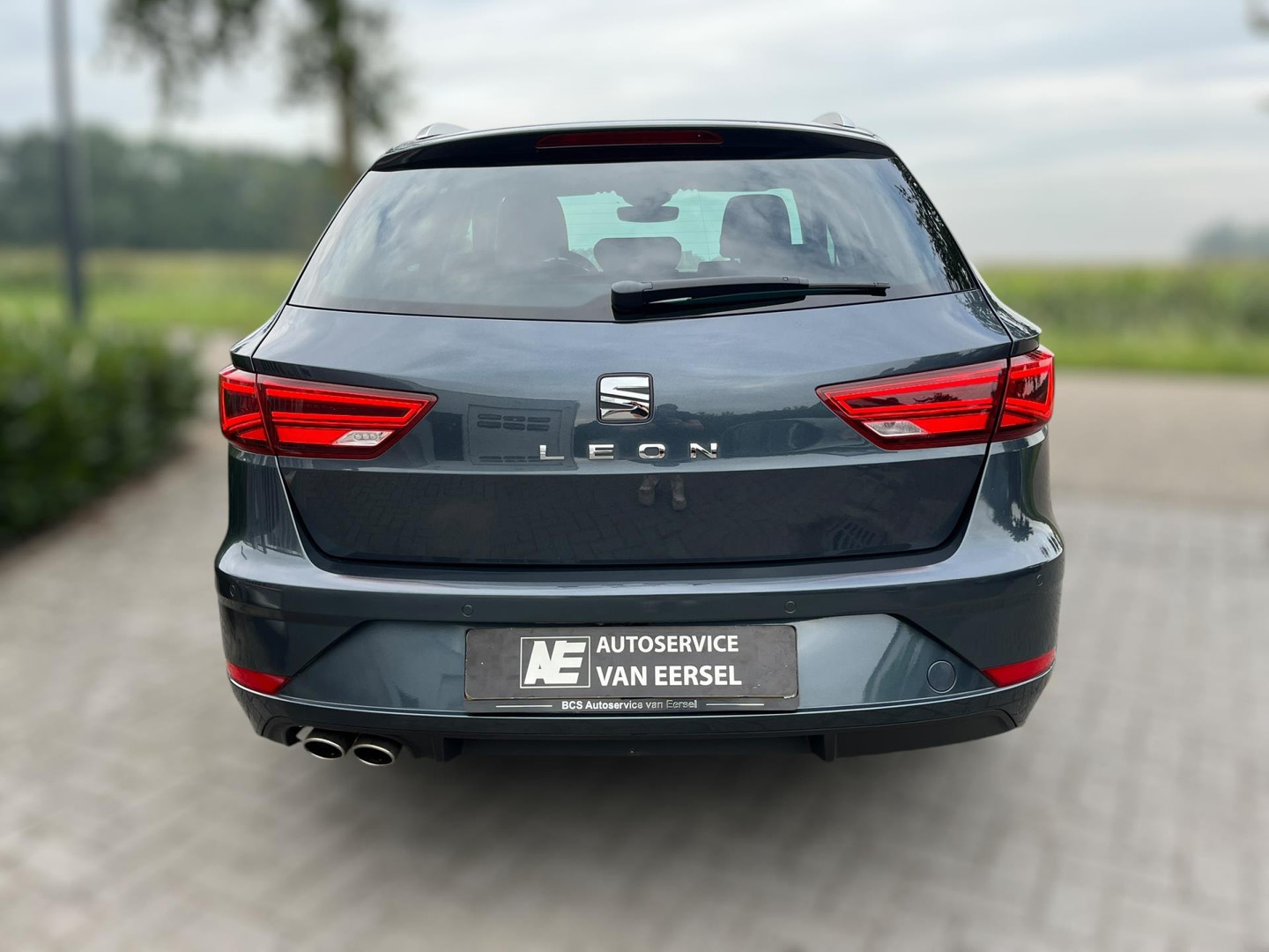 SEAT