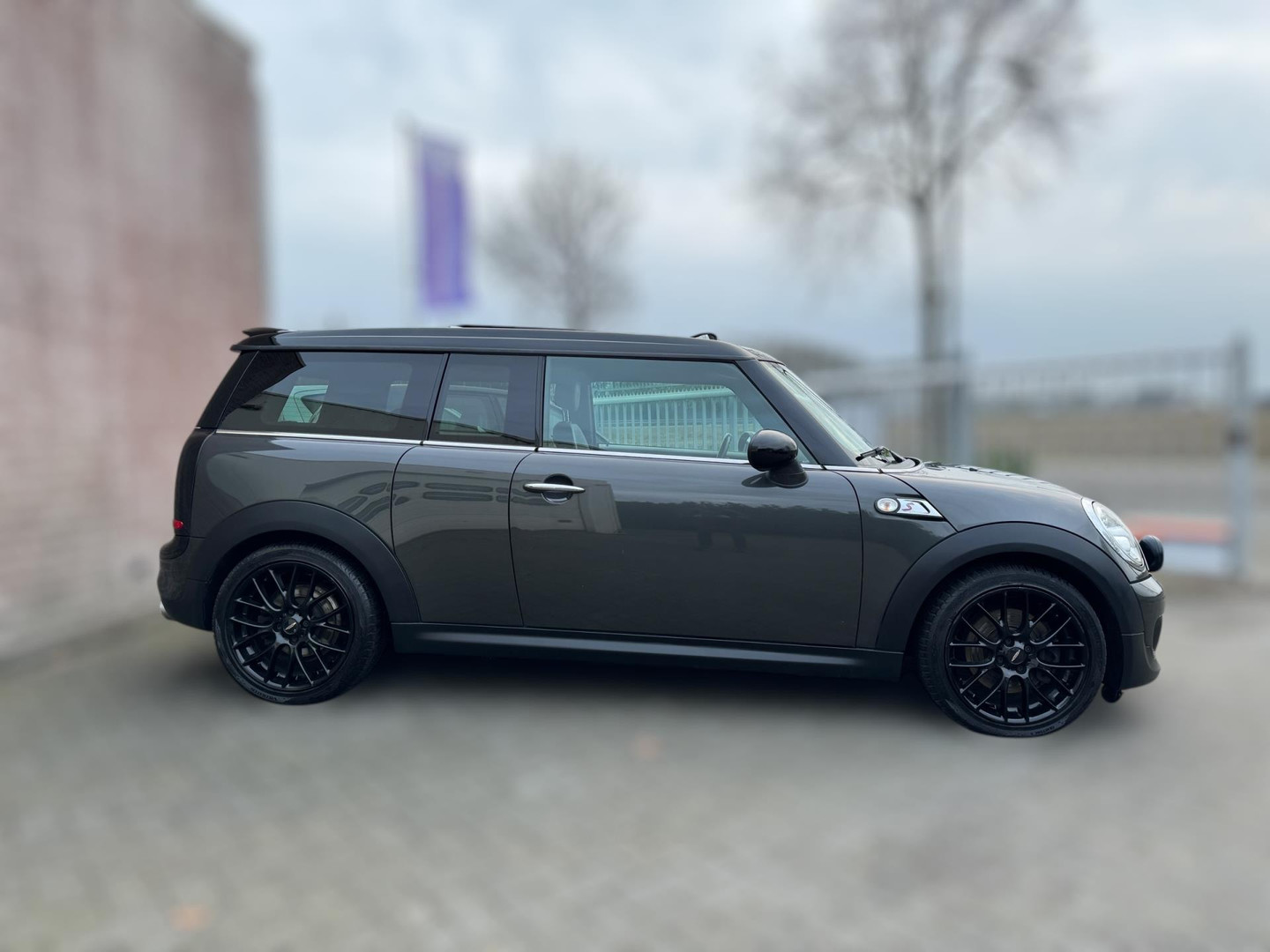 MINI